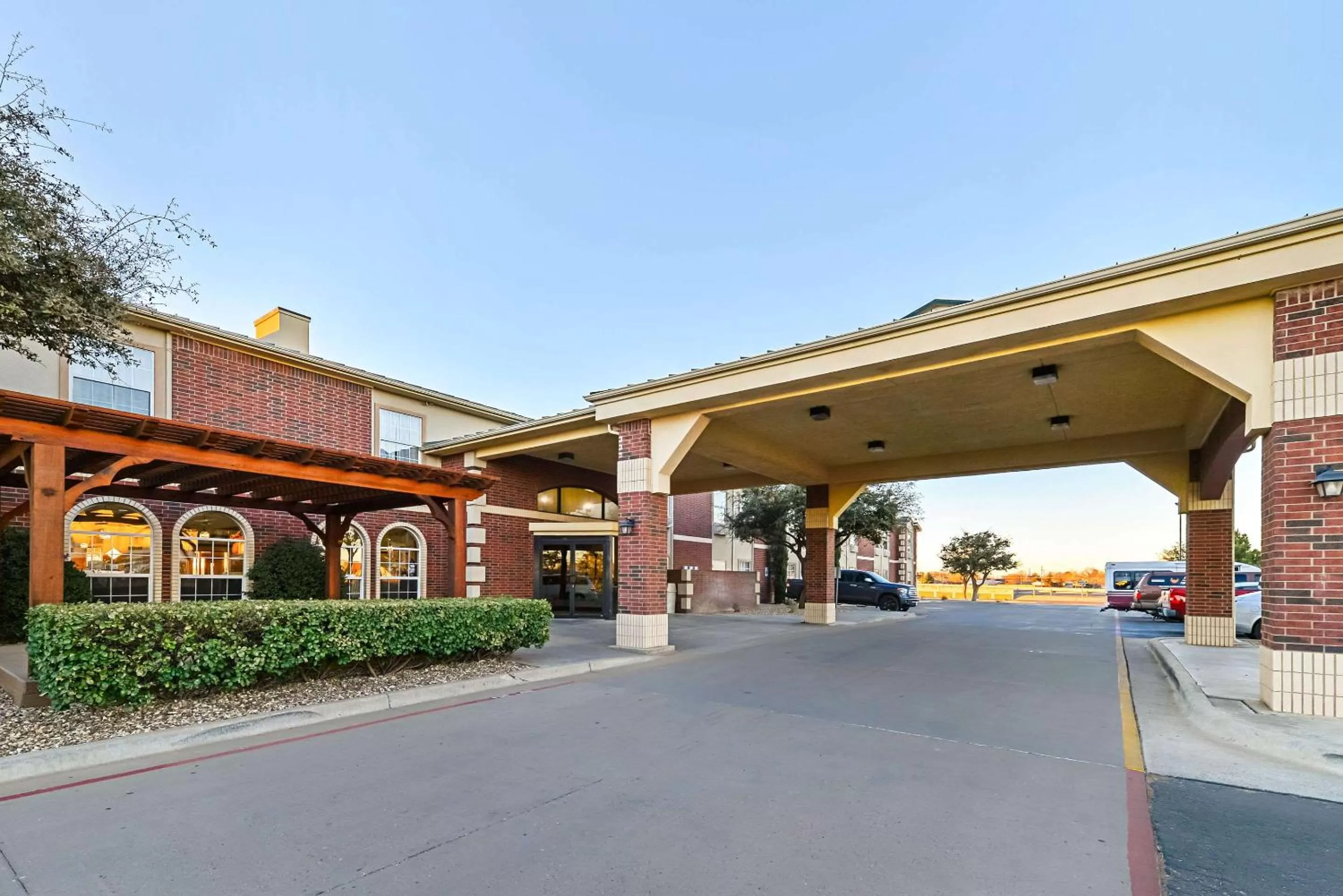 Property building in Quality Inn & Suites Lubbock South