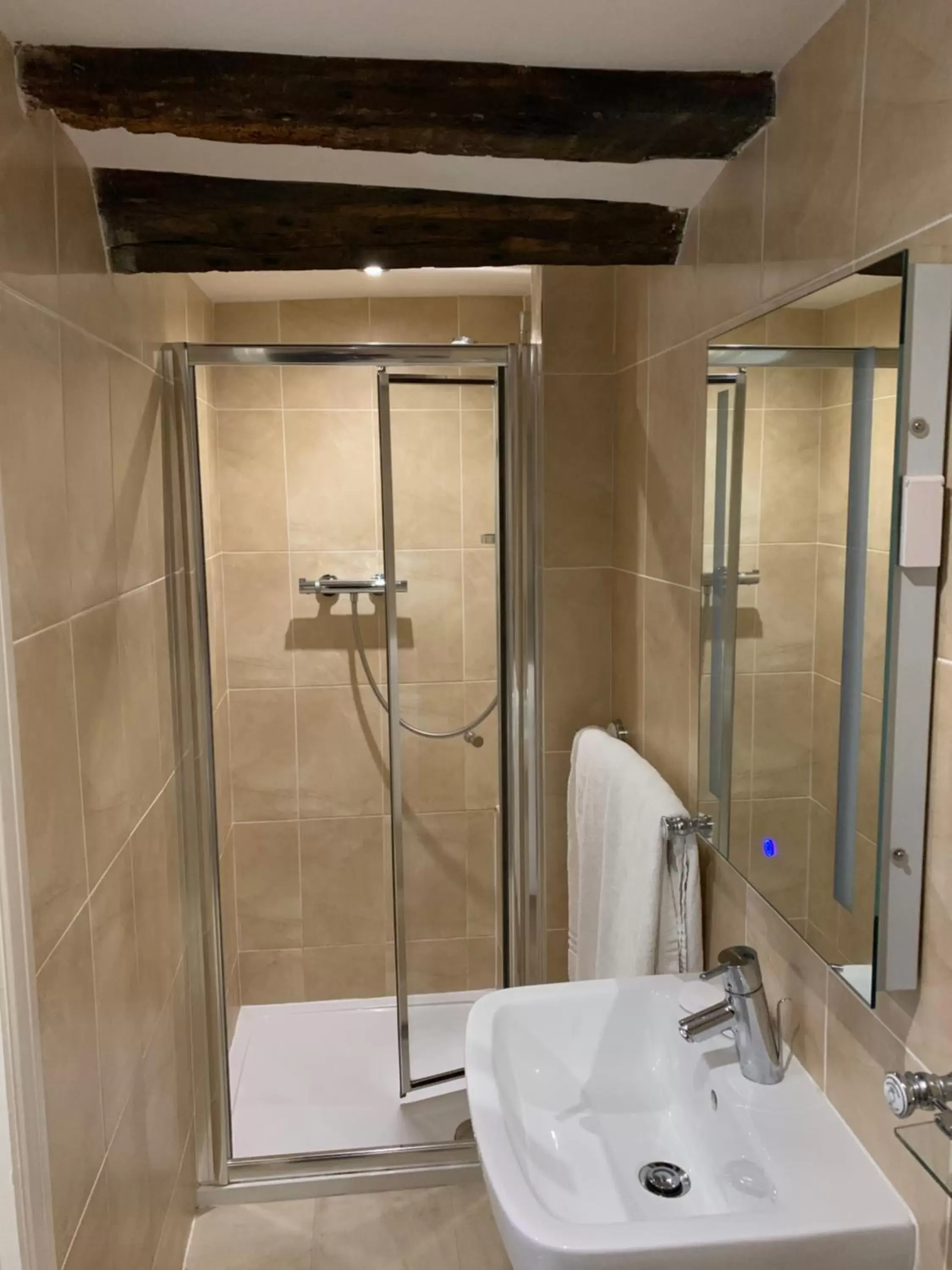 Shower, Bathroom in Best Western Plus Sheffield Mosborough Hall Hotel