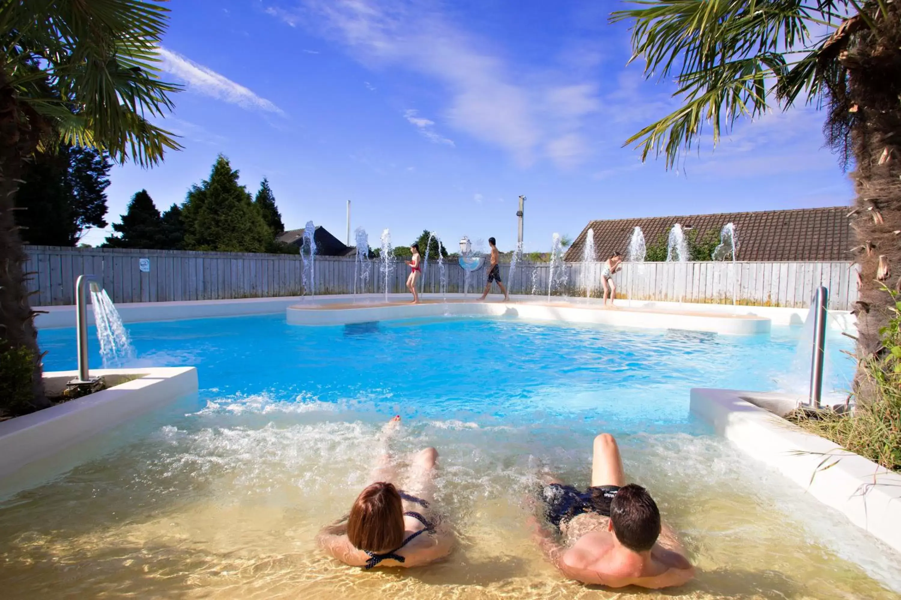 Swimming Pool in Résidence Goélia La Pommeraie