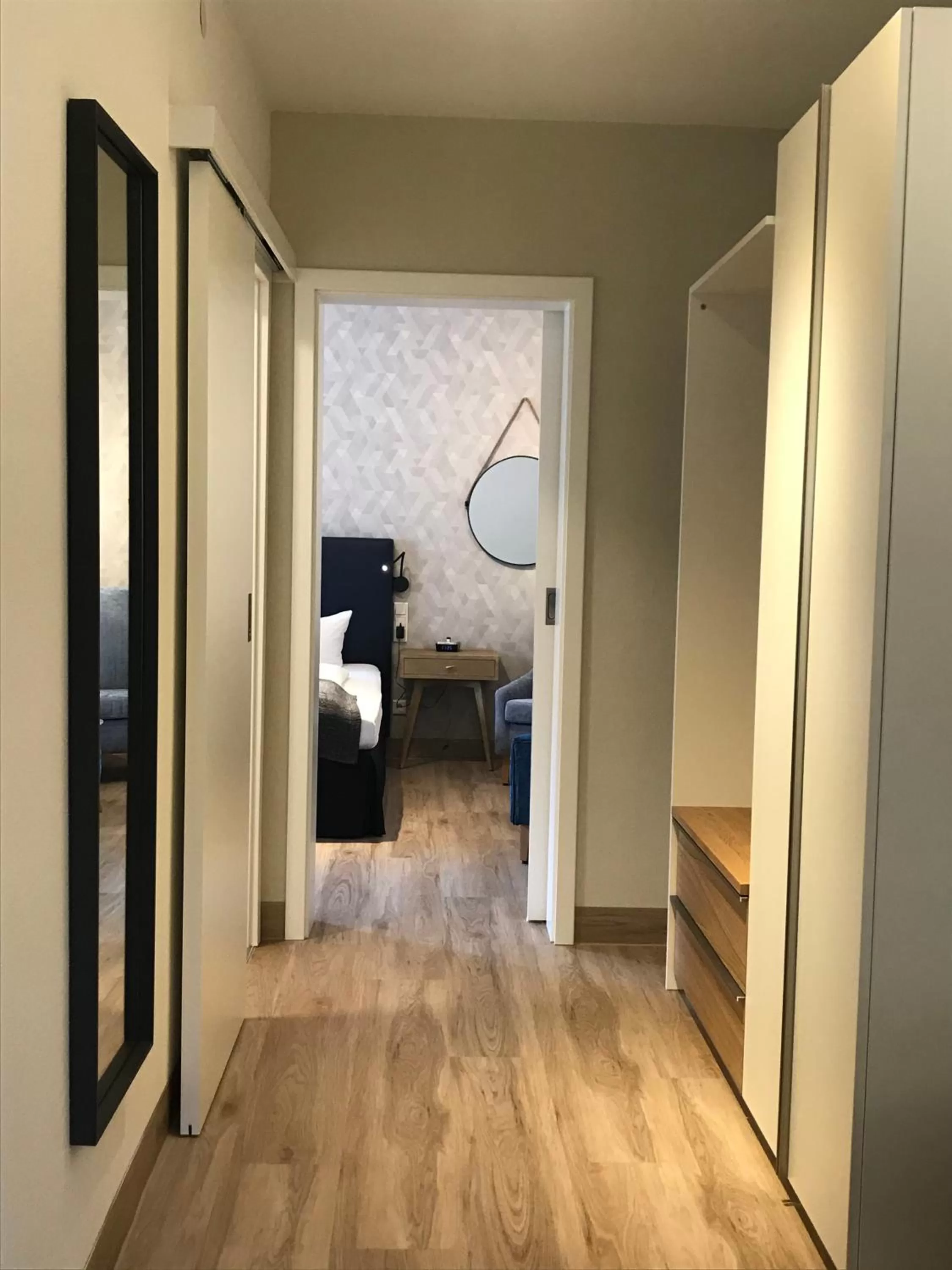 Photo of the whole room, Bed in Flair Hotel zum Storchen