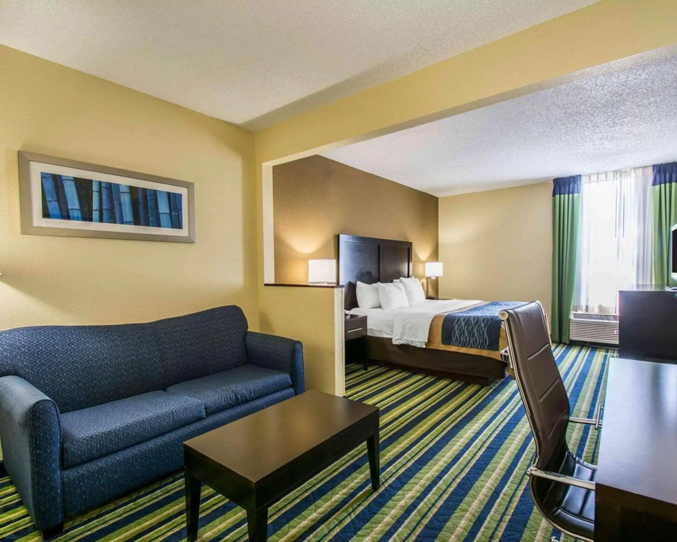 Photo of the whole room in Comfort Inn & Suites - Lantana - West Palm Beach South