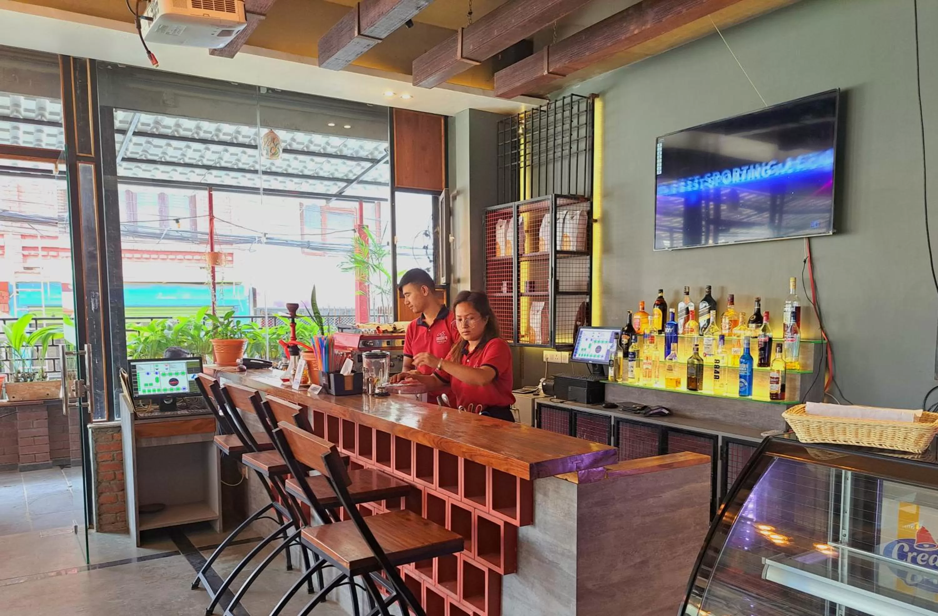 Restaurant/places to eat in Rodeos Inn