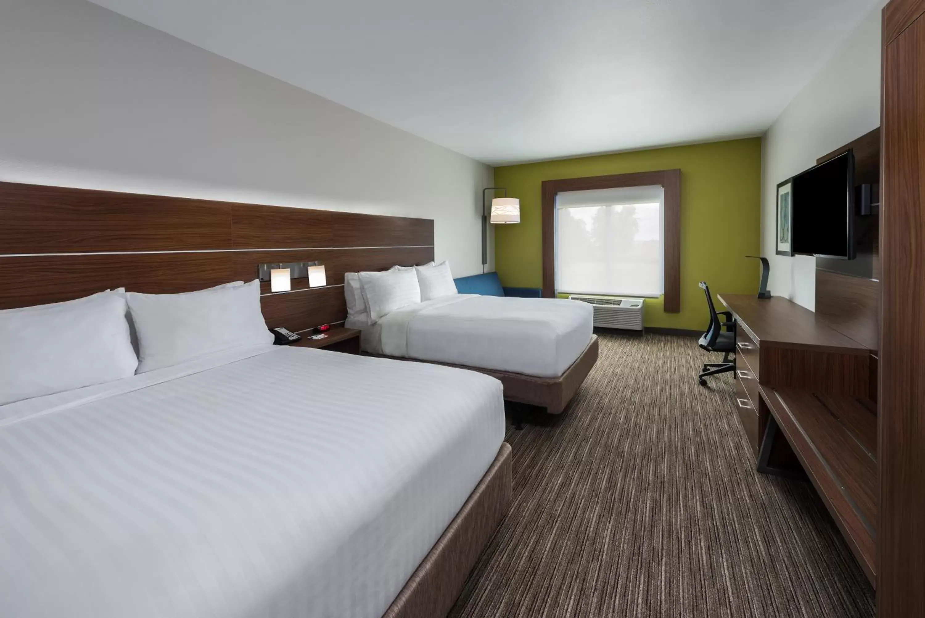 Photo of the whole room, Bed in Holiday Inn Express Troy by IHG Photo of the whole room, Bed in Holiday Inn Express Troy by IHG