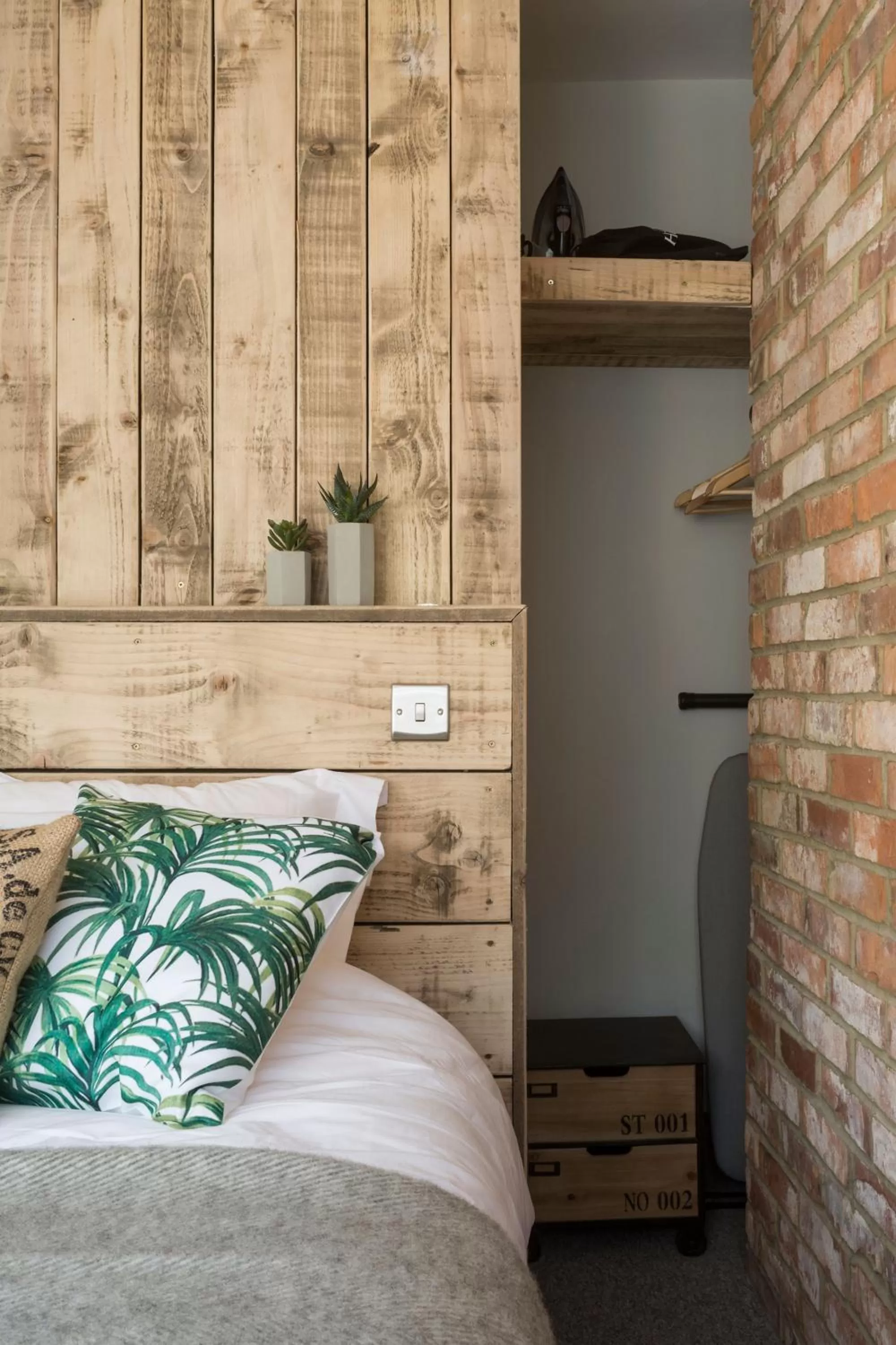 Bed in One Broad Street