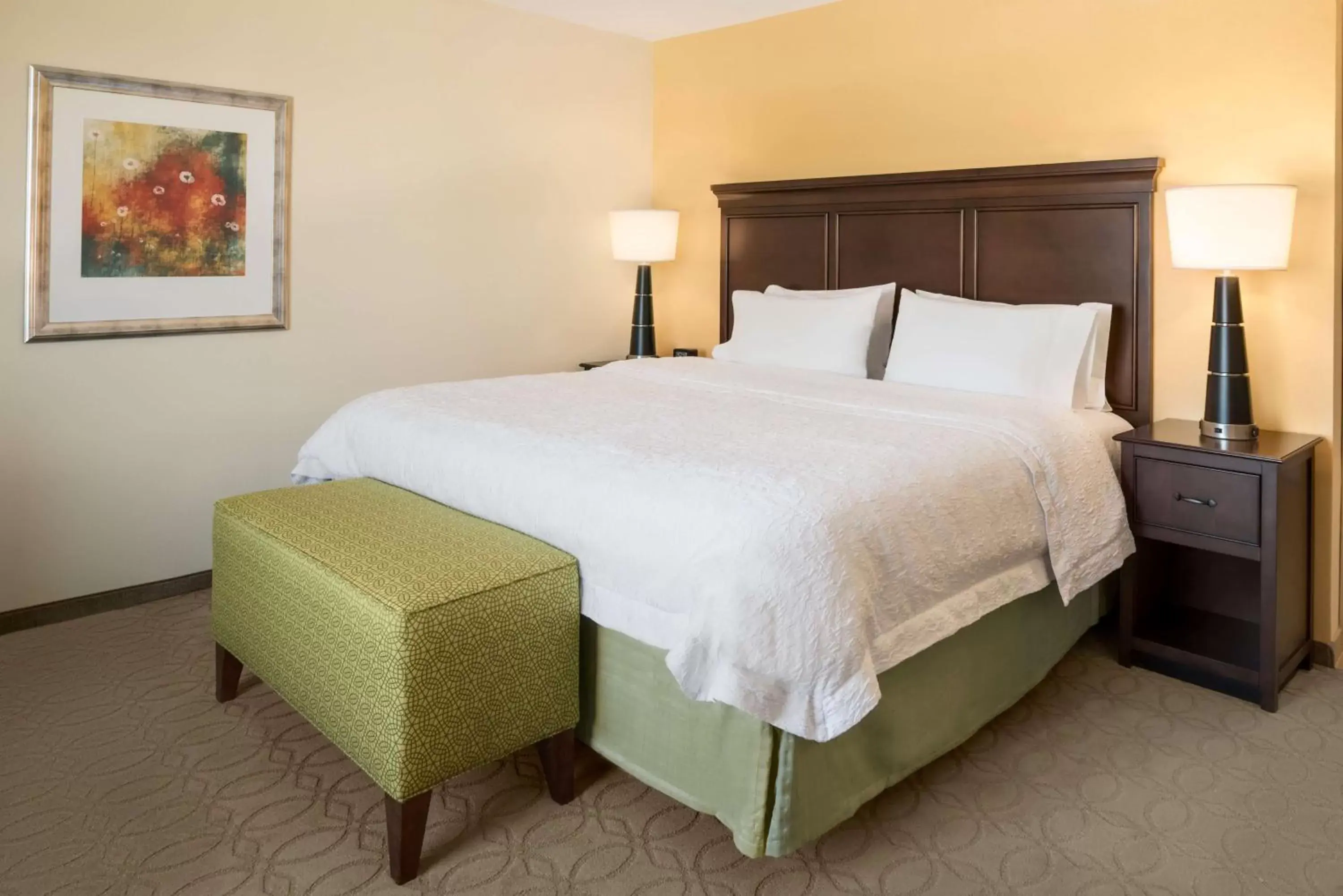 Bed in Hampton Inn & Suites Corpus Christi, TX