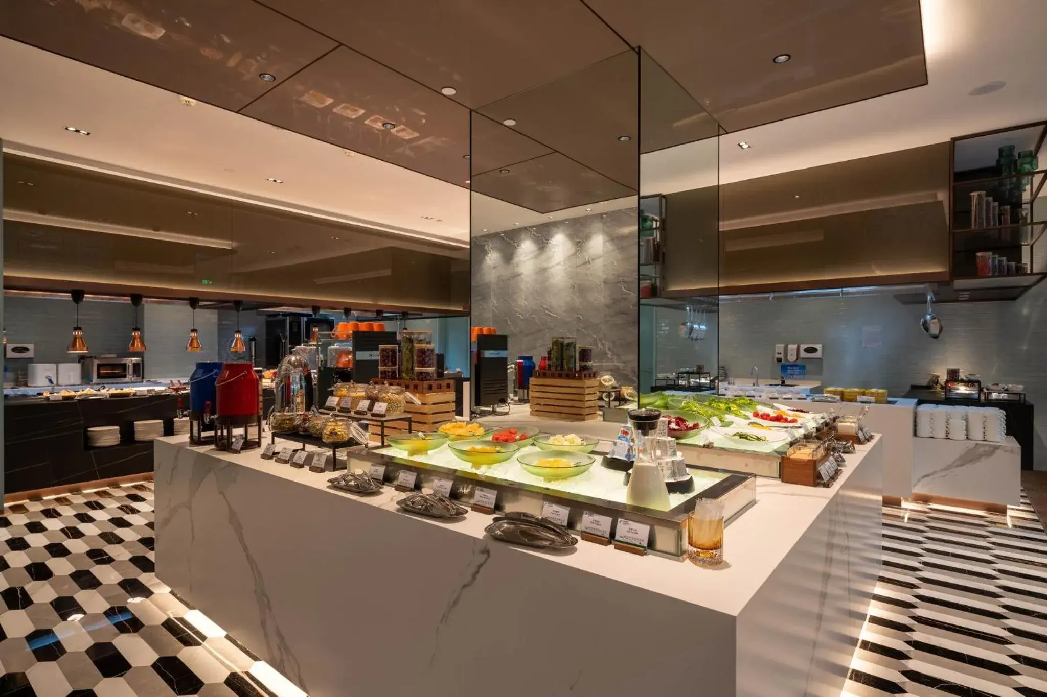 Restaurant/places to eat in Holiday Inn Changchun Oriental Plaza, an IHG Hotel