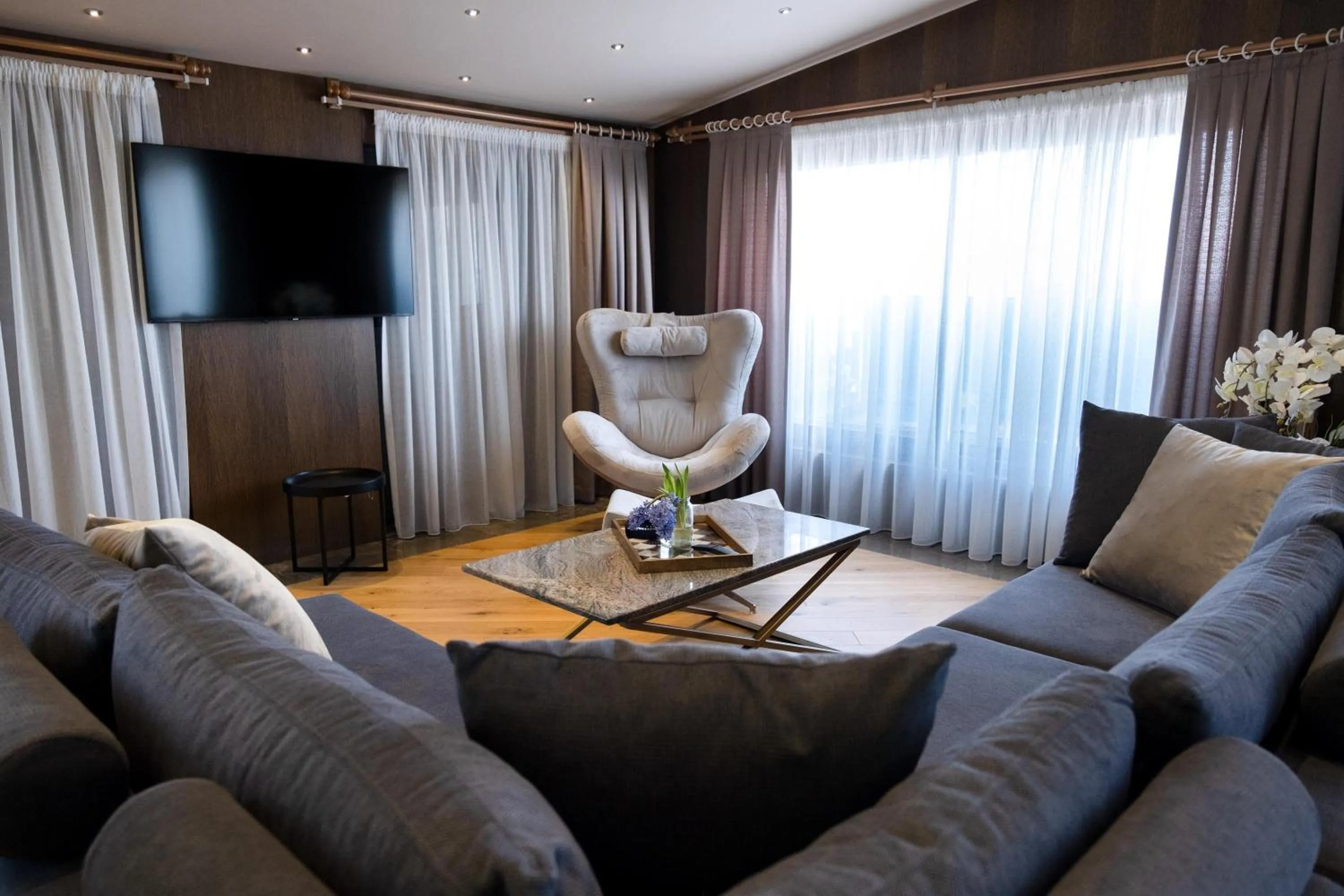 TV and multimedia in Espina Hotel