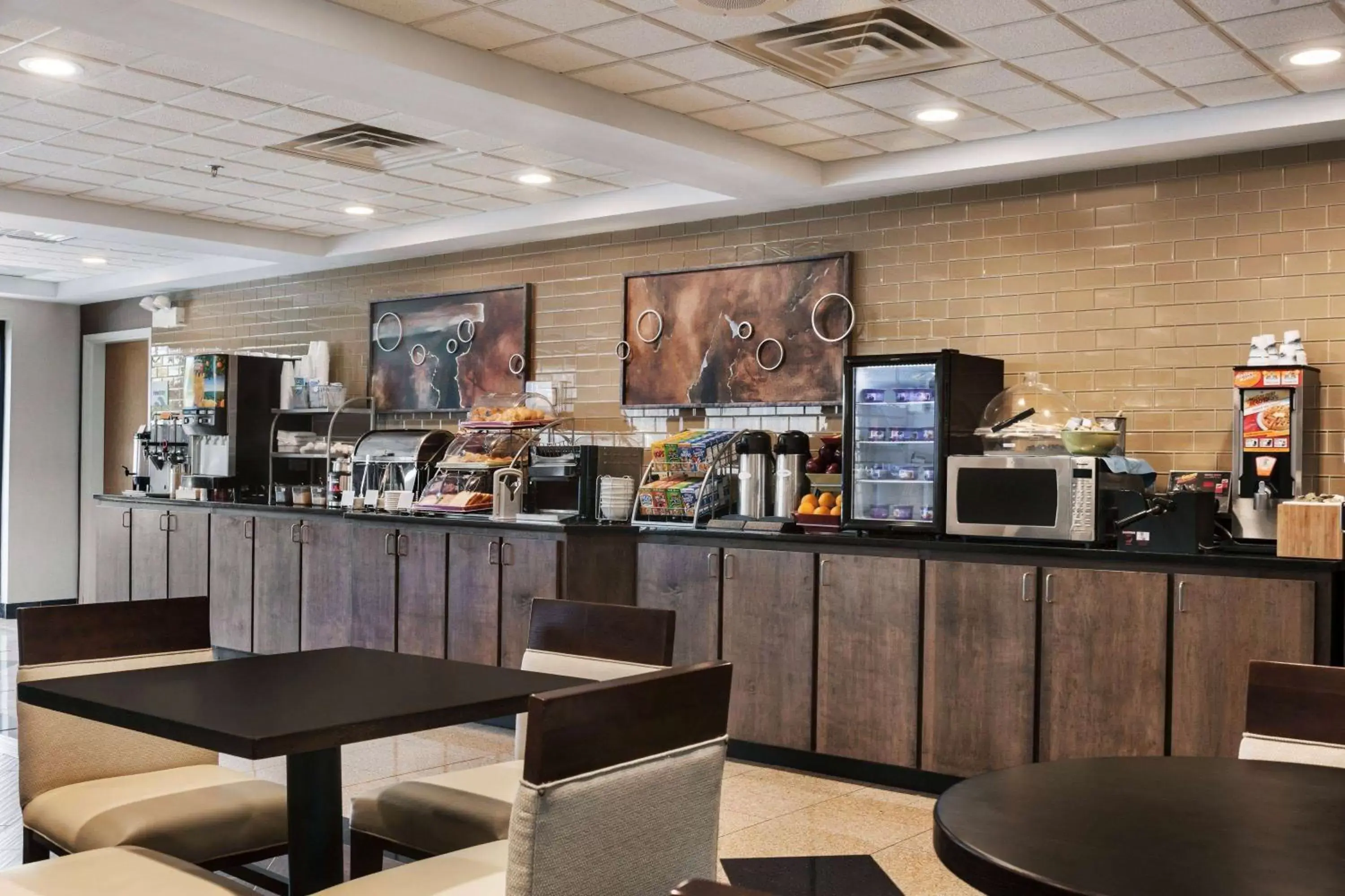 Other, Restaurant/Places to Eat in Wingate by Wyndham Schaumburg