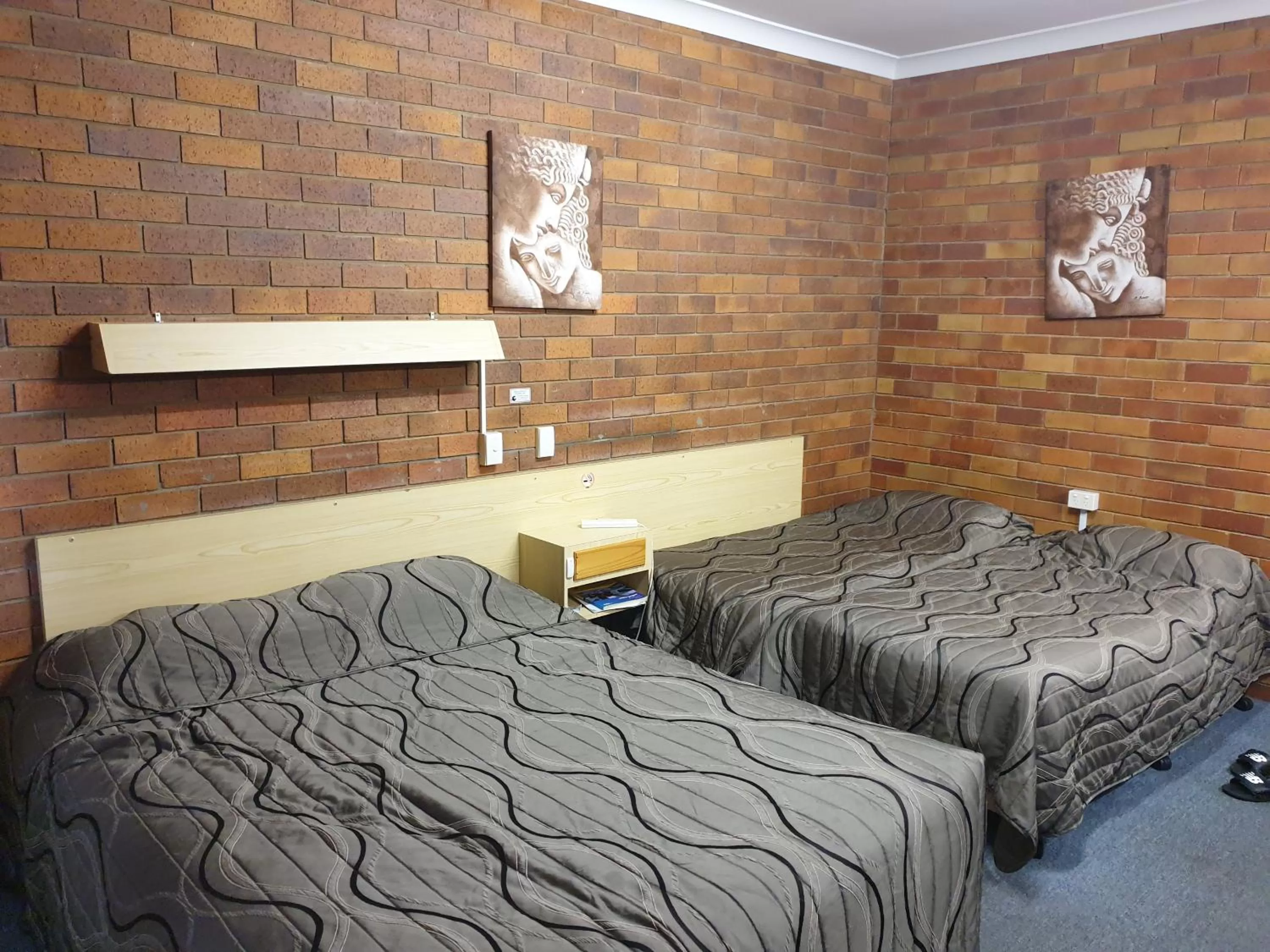 Bed in Glen Innes Lodge Motel