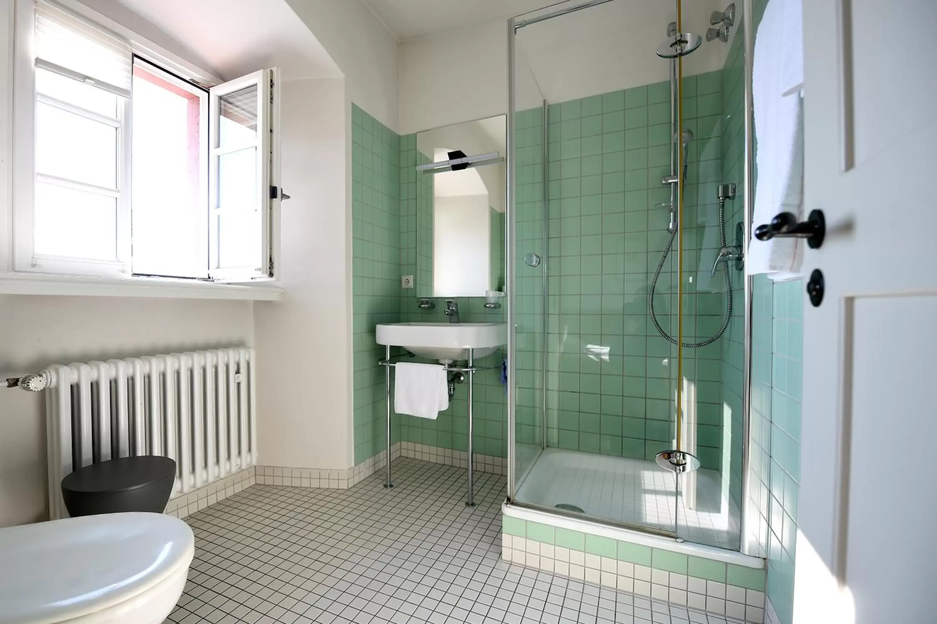 Twin Room with Shower in Kloster Frauenberg Twin Room with Shower in Kloster Frauenberg
