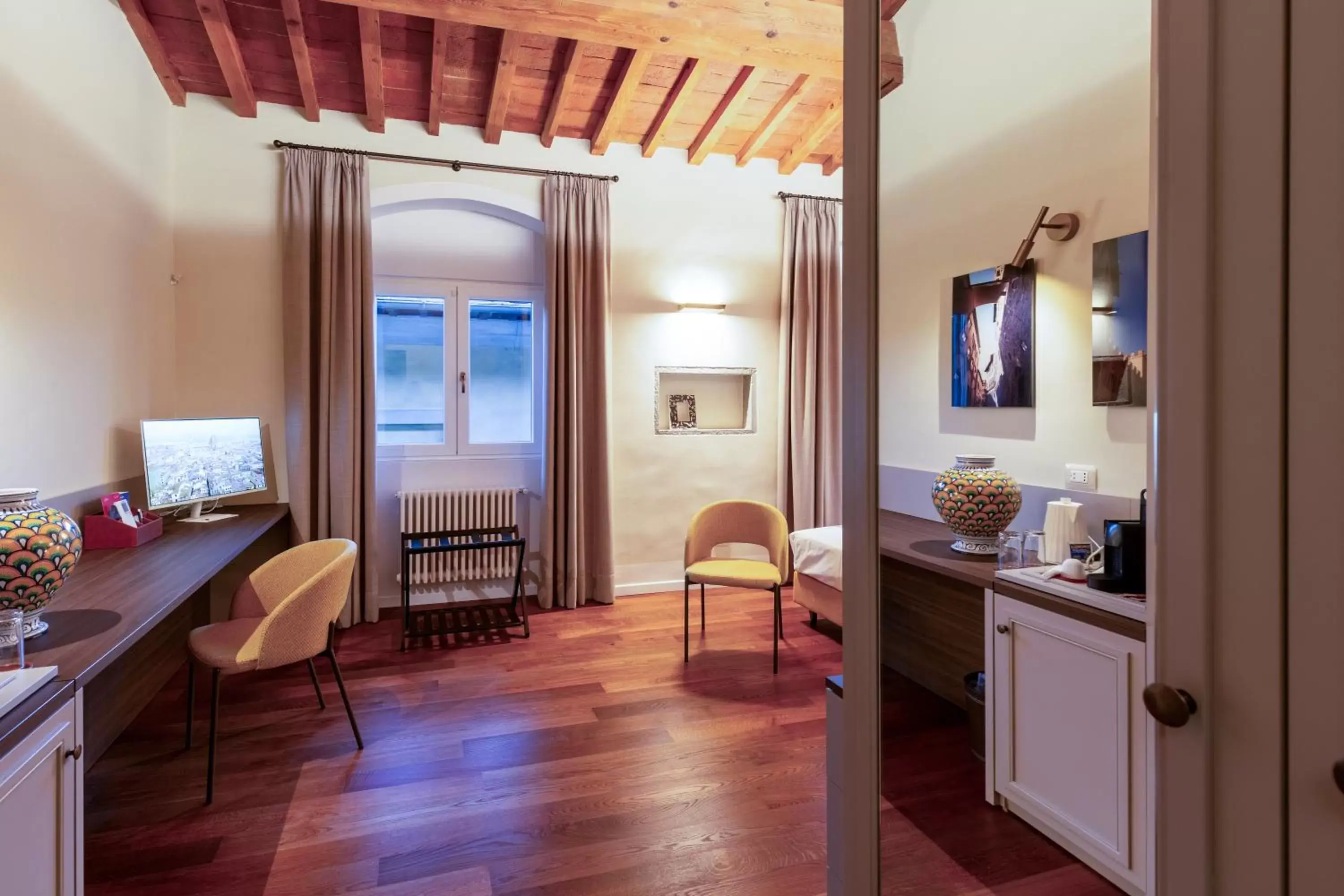 Bedroom, Seating Area in Dimora Le Torri - Boutique Luxury Suites in Florence Historic Centre - Adults Only