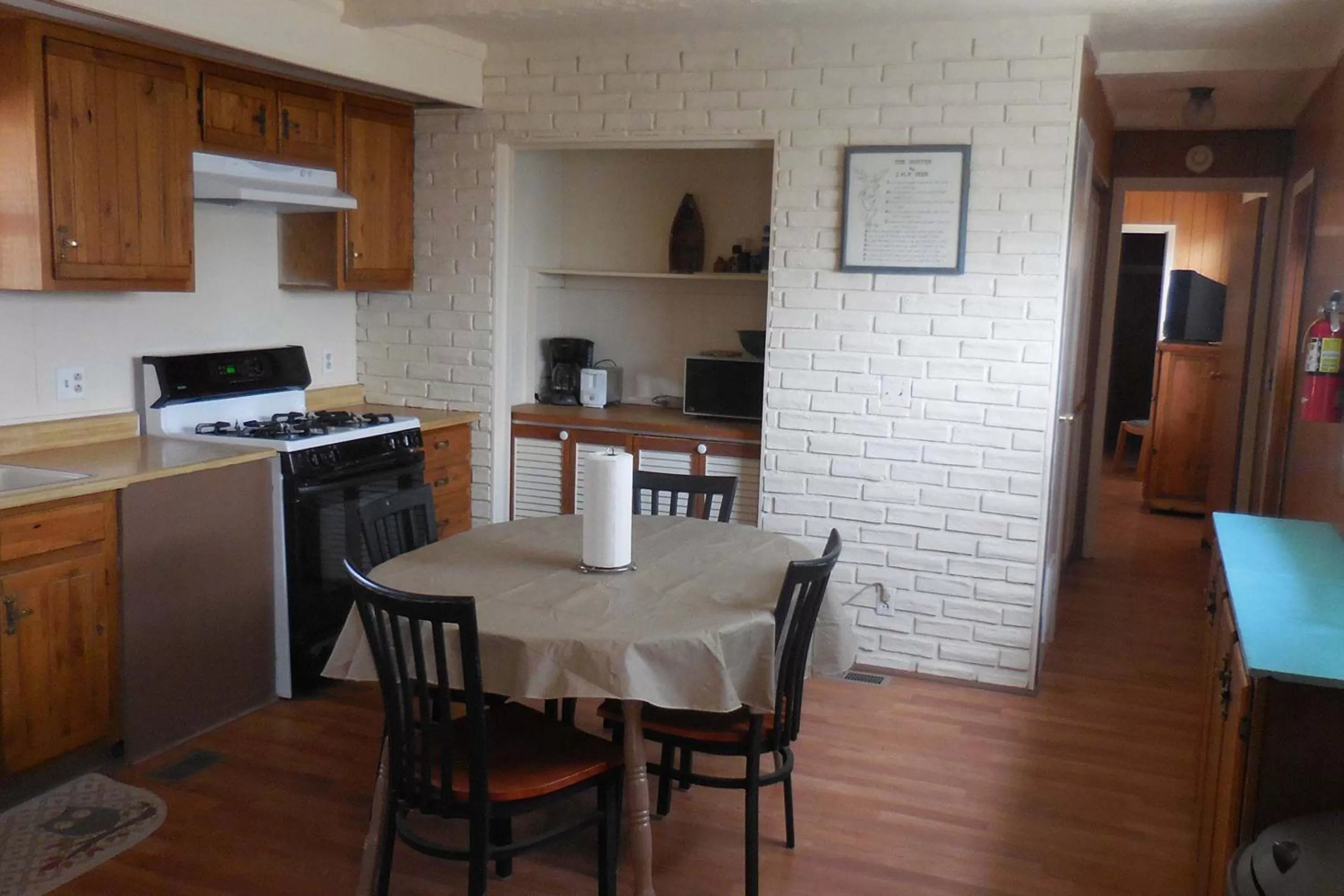 Kitchen or kitchenette, Kitchen/Kitchenette in Elkhorn Lodge