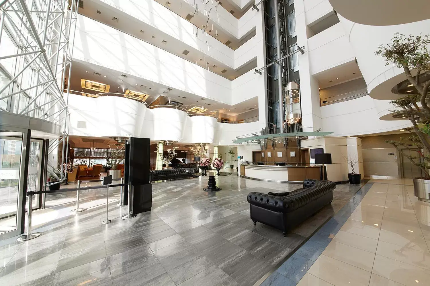 Lobby or reception in Metropolitan Hotels Ankara Lobby or reception in Metropolitan Hotels Ankara