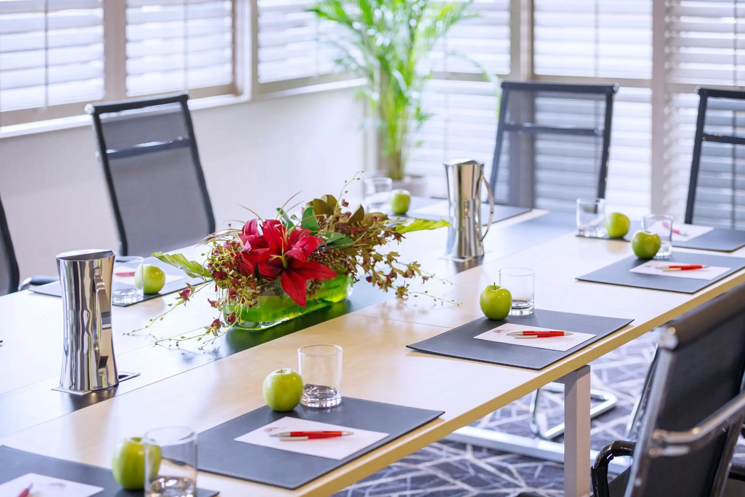 Meeting/conference room in Hotel Diana Woolloongabba