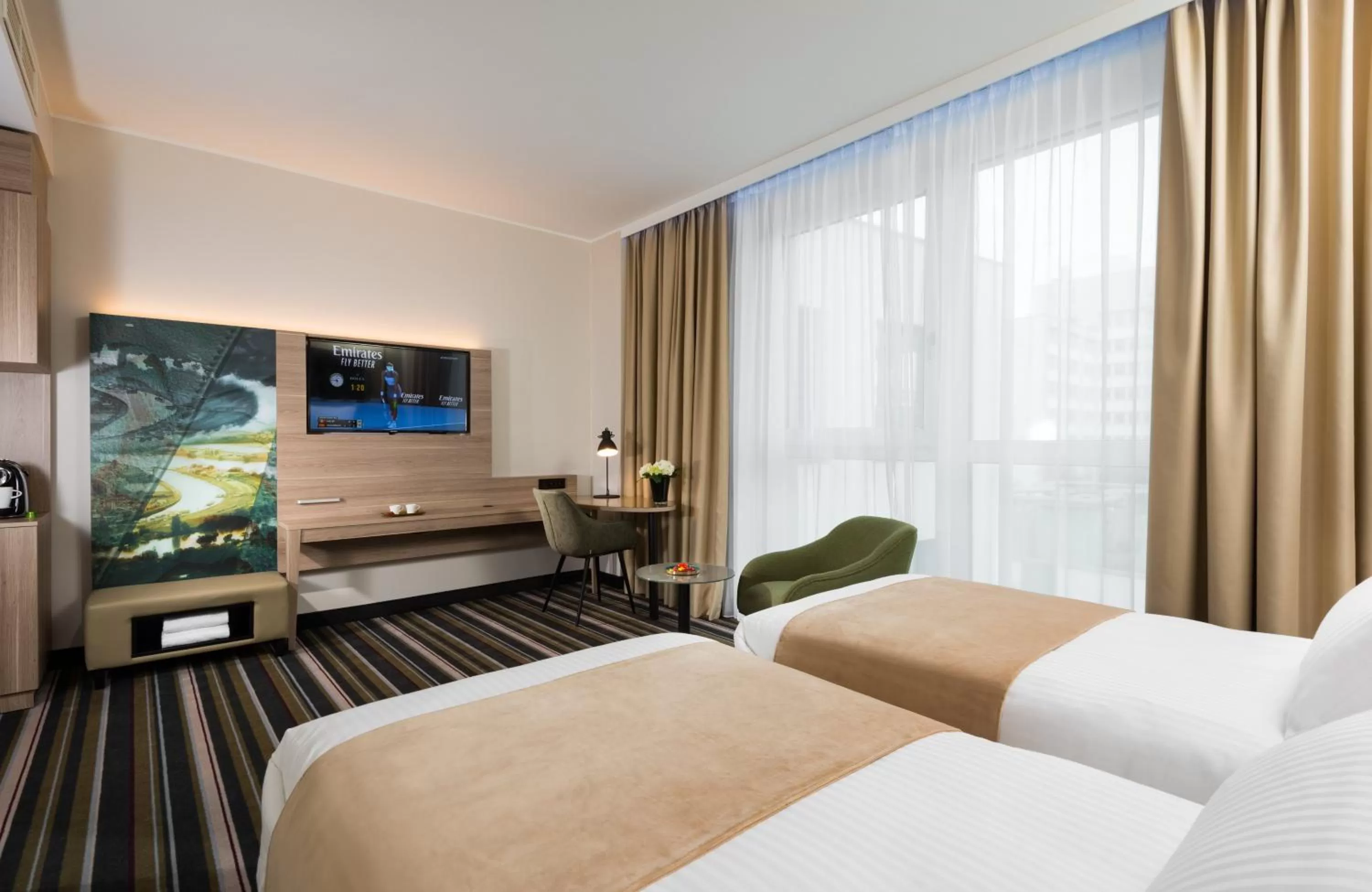 Bedroom, Bed in Leonardo Hotel Offenbach Frankfurt