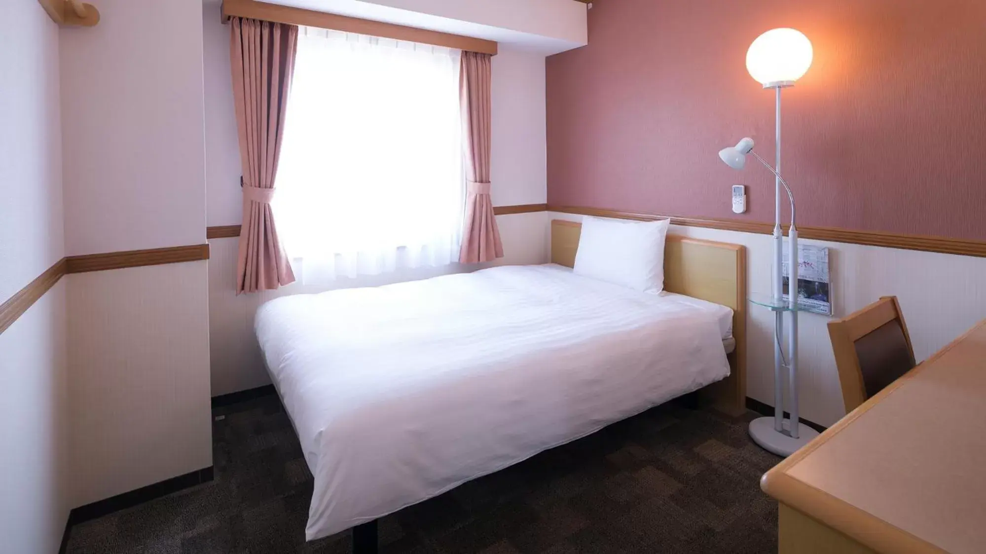Bedroom, Bed in Toyoko Inn Kitakyushu Airport