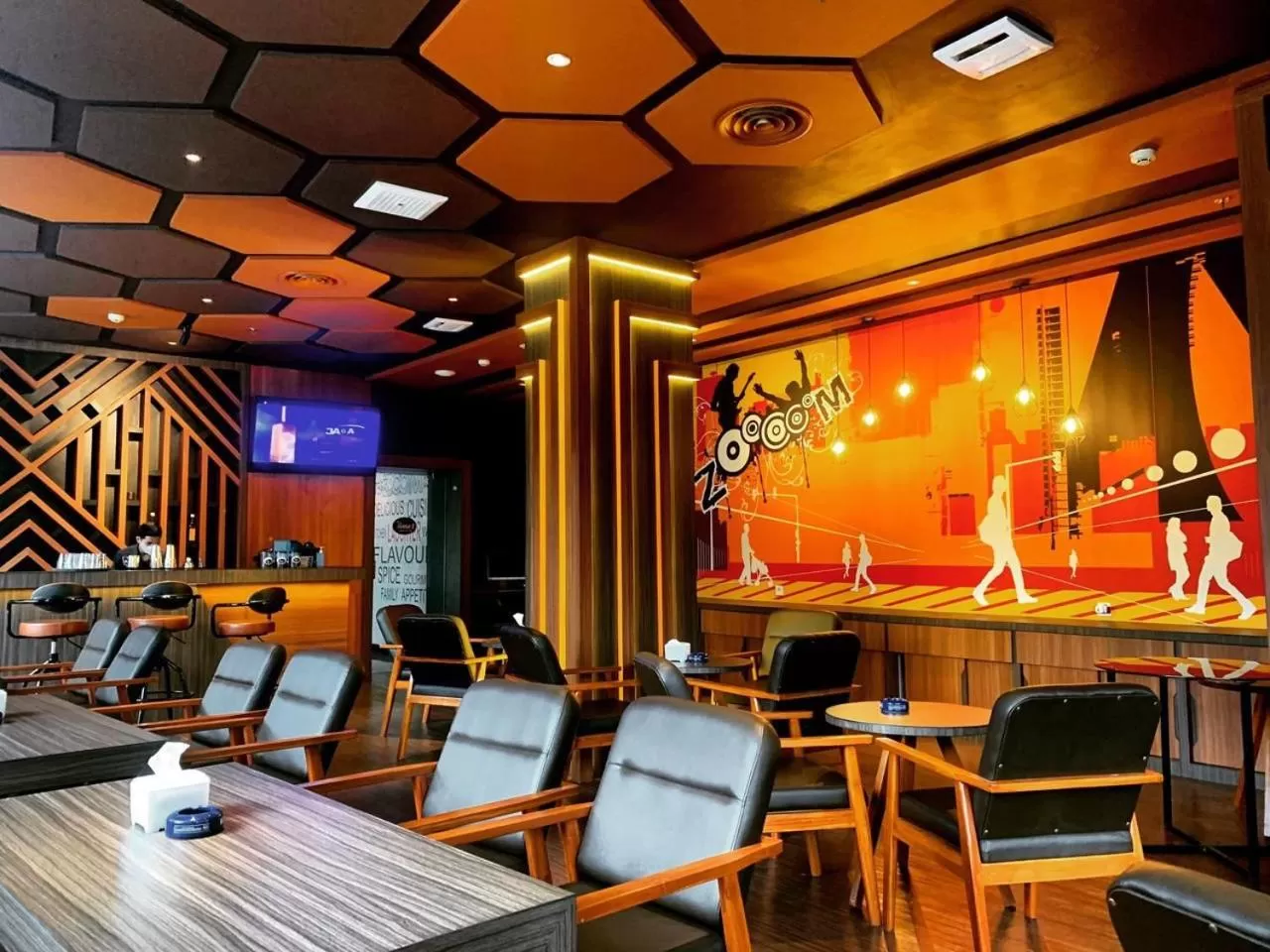 Restaurant/places to eat in Zoom Hotel Mulawarman