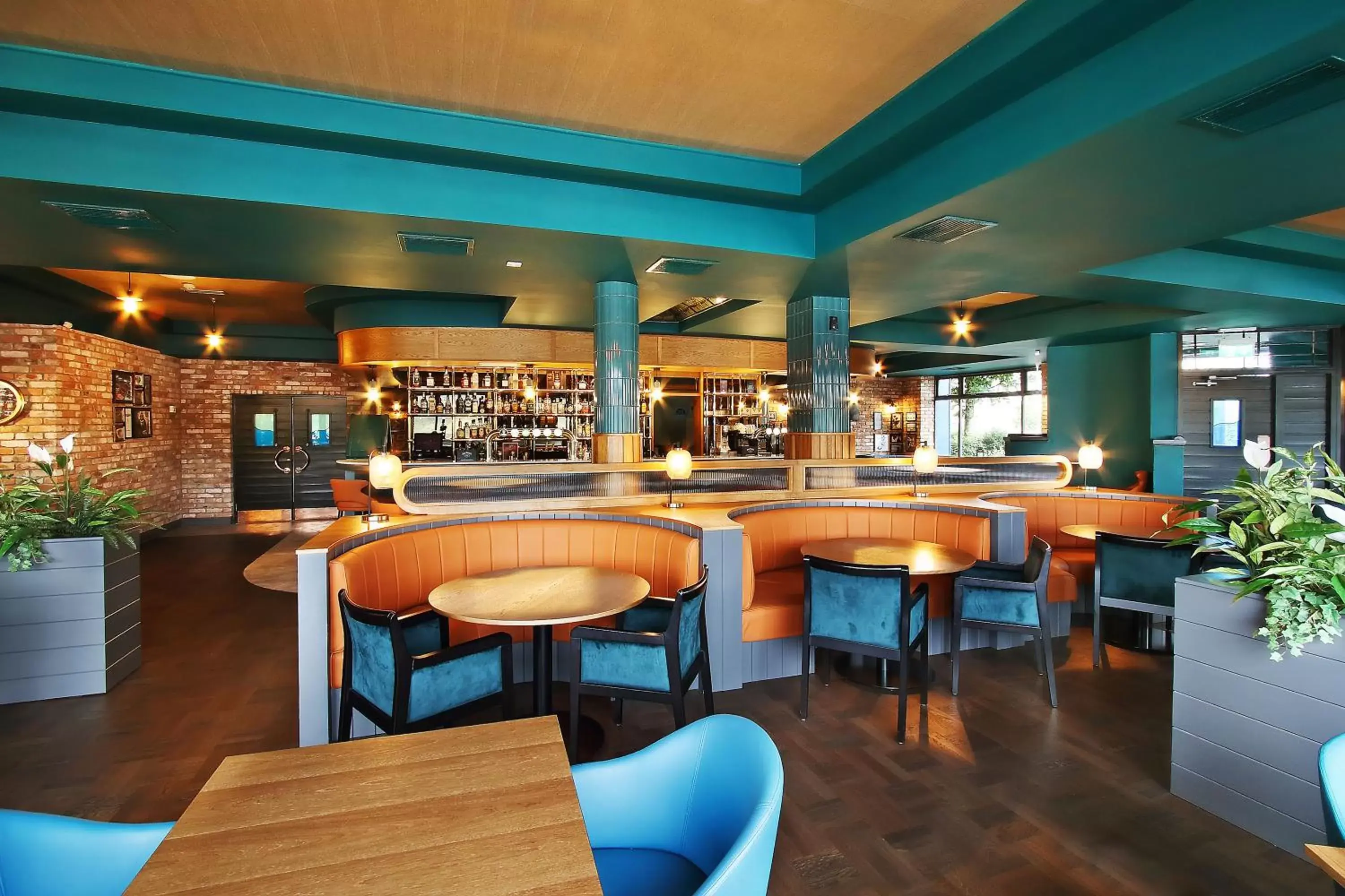 Restaurant/places to eat, Lounge/Bar in Waterford Marina Hotel