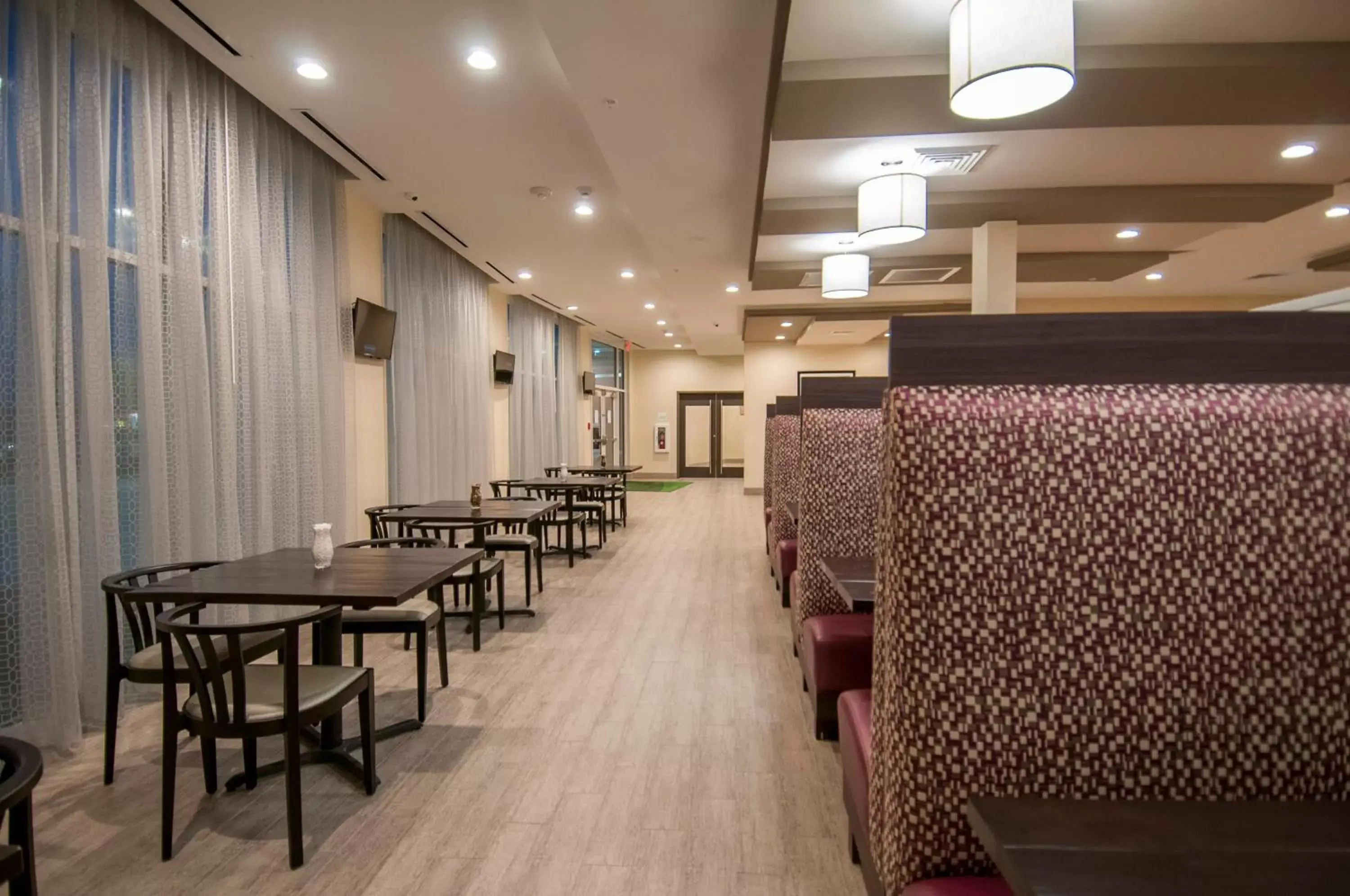 Restaurant/Places to Eat in Holiday Inn - New Orleans Airport North, an IHG Hotel