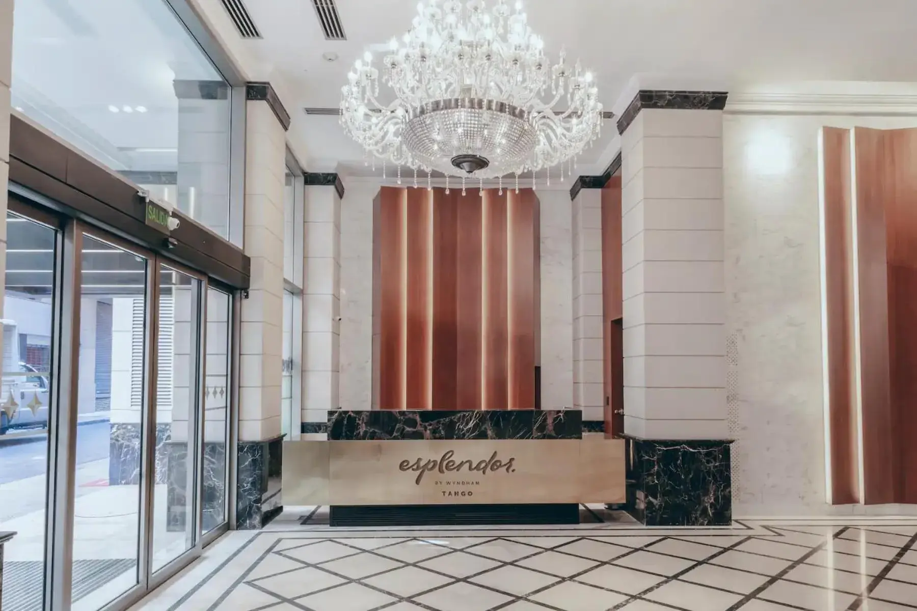 Lobby or reception in Esplendor by Wyndham Buenos Aires Tango