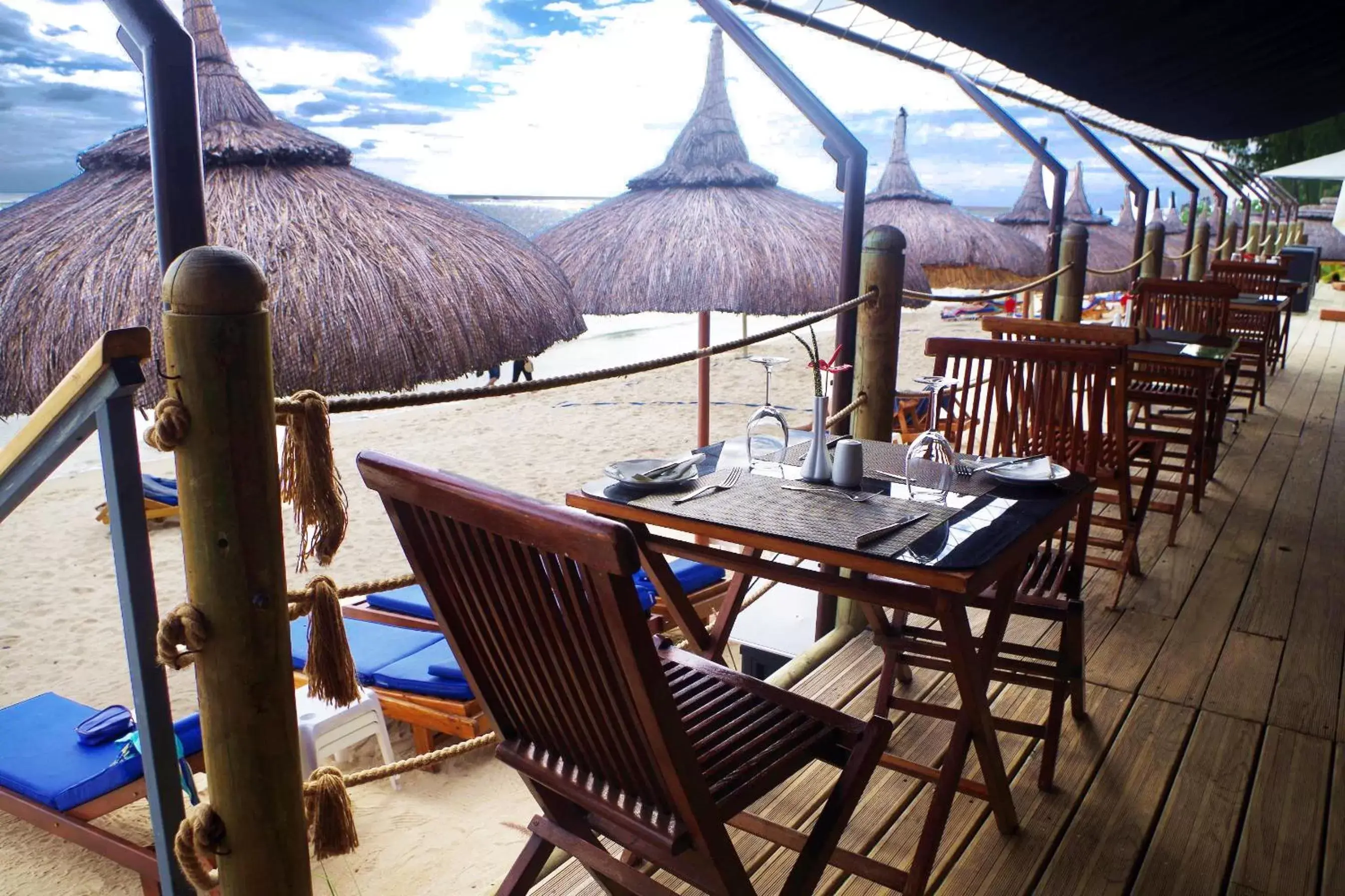 Dining area, Restaurant/Places to Eat in Pearle Beach Resort & Spa