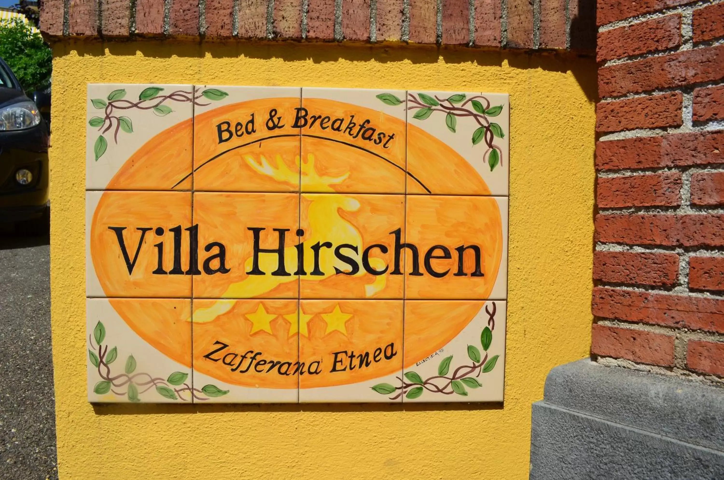 Decorative detail, Property Logo/Sign in Villa Hirschen