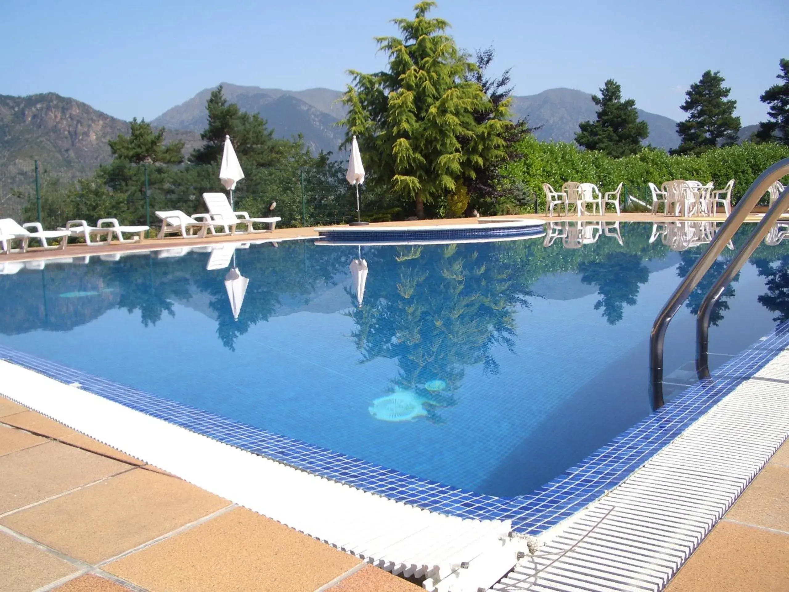 Swimming pool in Coma Bella Swimming pool in Coma Bella