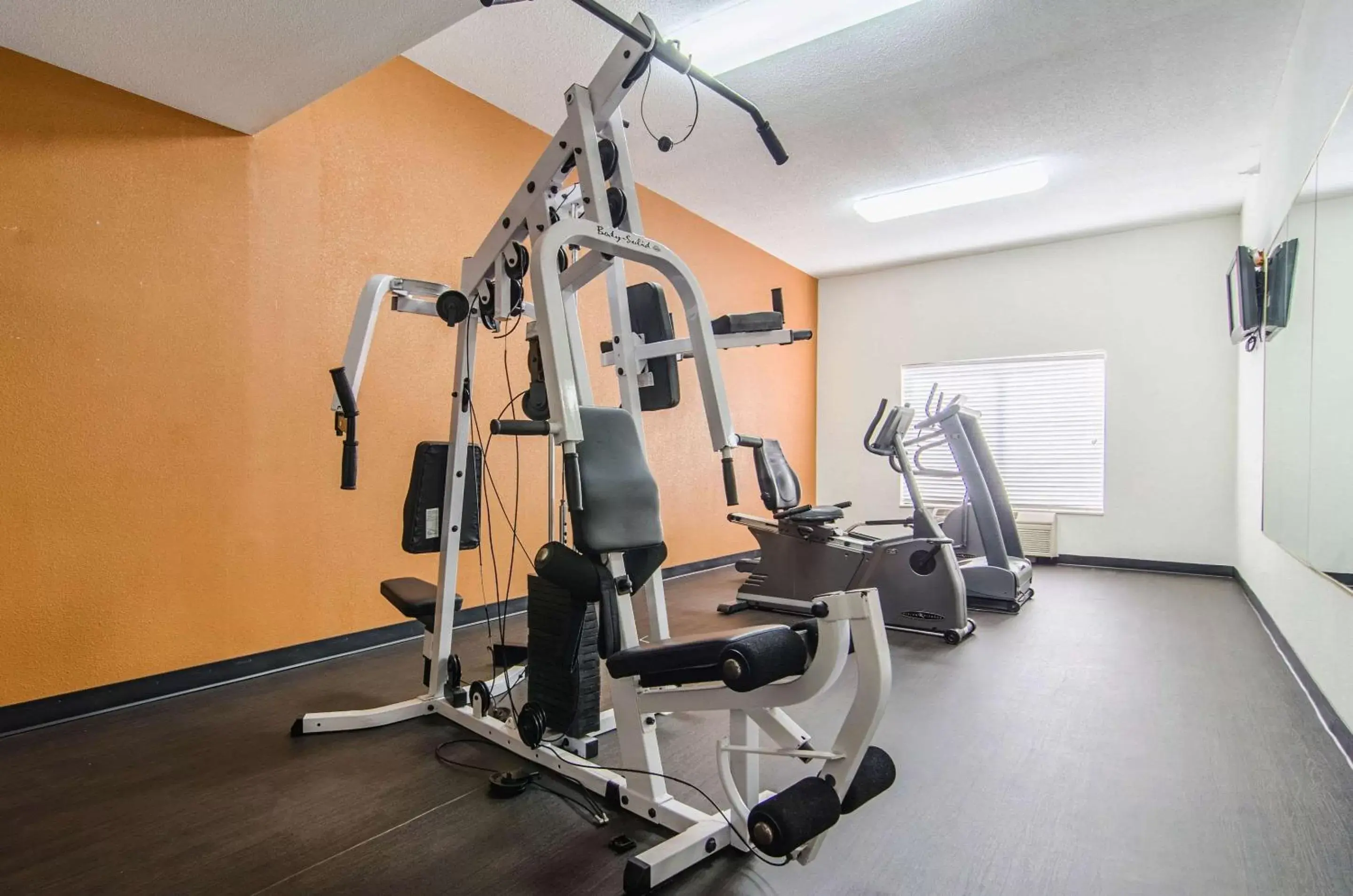 Fitness centre/facilities, Fitness Center/Facilities in Quality Suites Graham