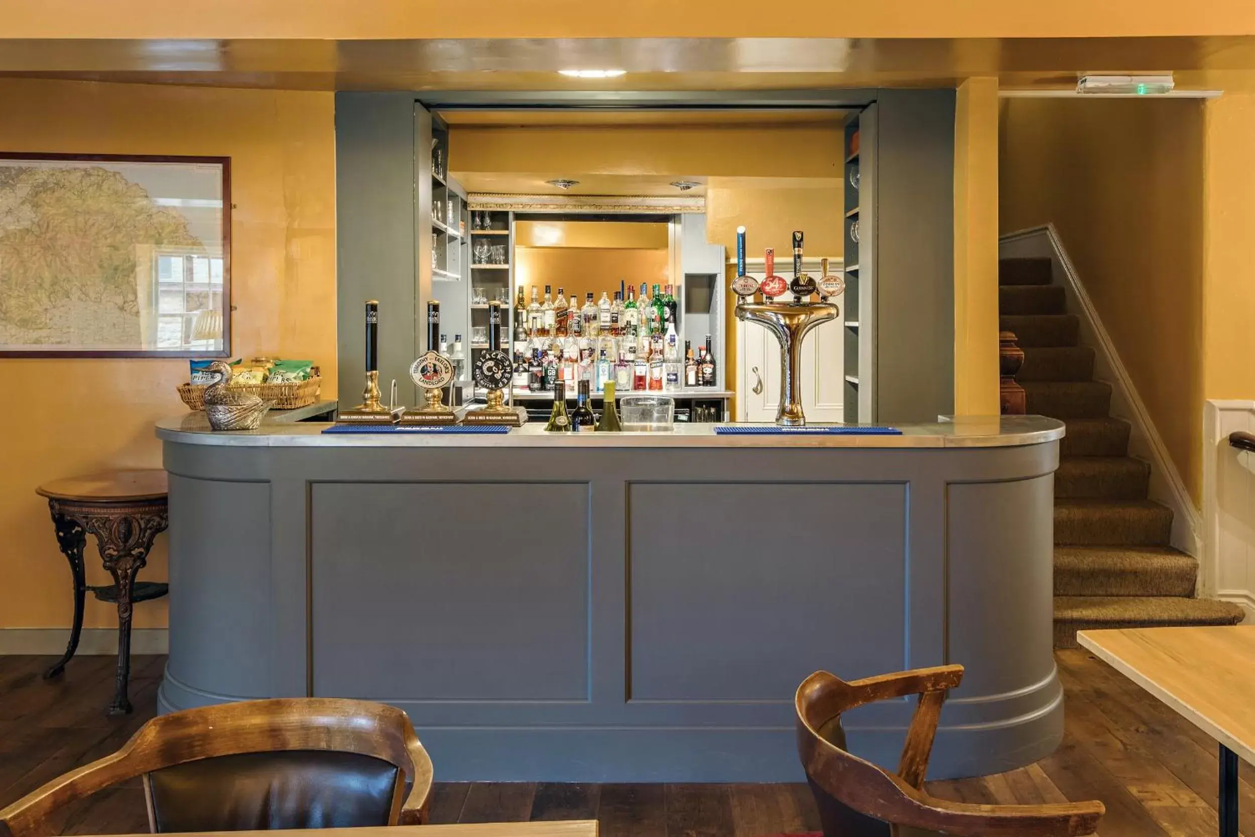 Lounge or bar, Lounge/Bar in The White Swan Inn