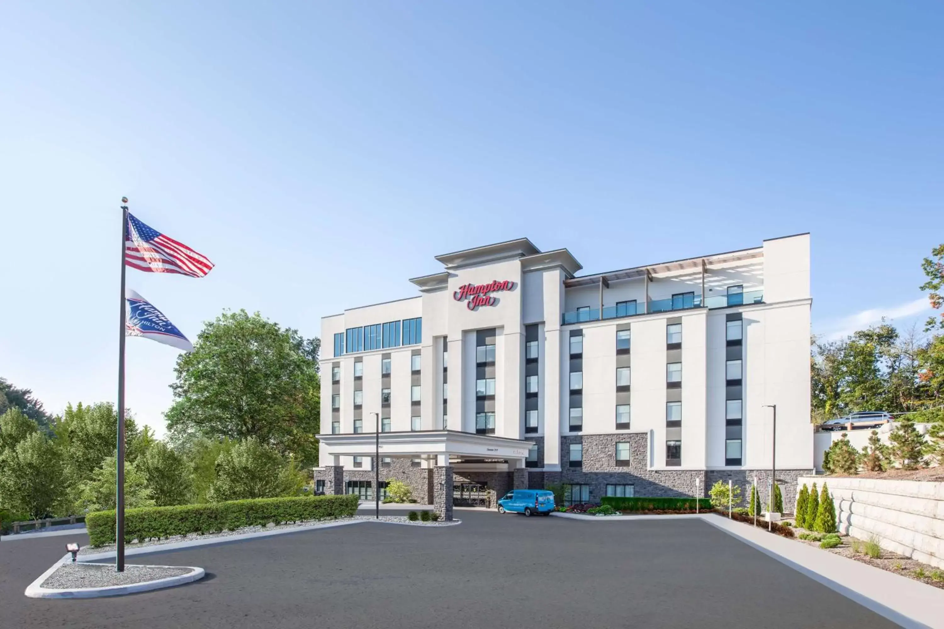 Property Building in Hampton Inn Rochester Penfield, Ny