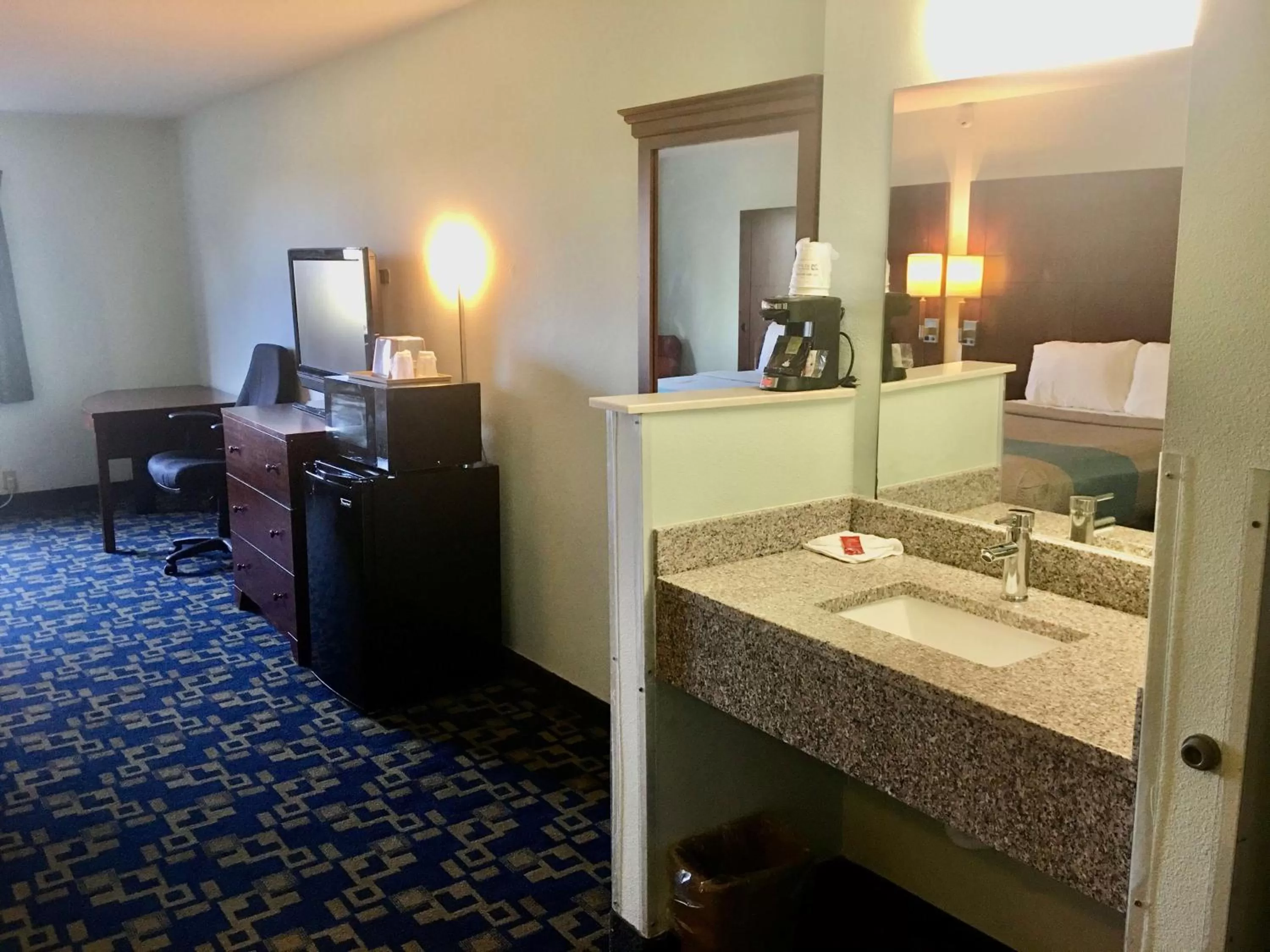 Photo of the whole room in SureStay Hotel by Best Western Weimar