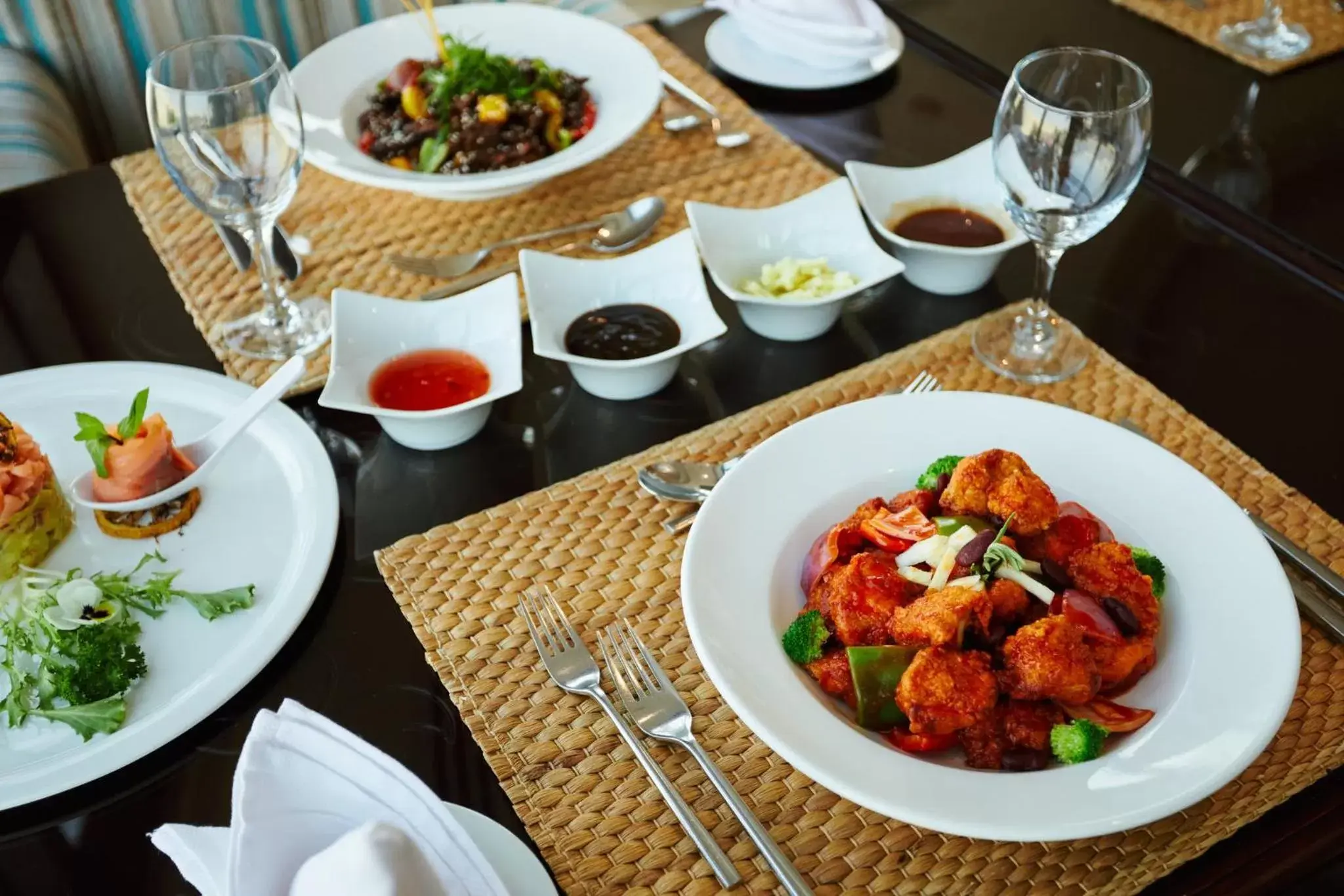 Restaurant/places to eat in Crowne Plaza Riyadh Al Waha by IHG Restaurant/places to eat in Crowne Plaza Riyadh Al Waha by IHG