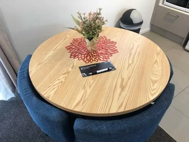 Dining Area in Coachman Motel