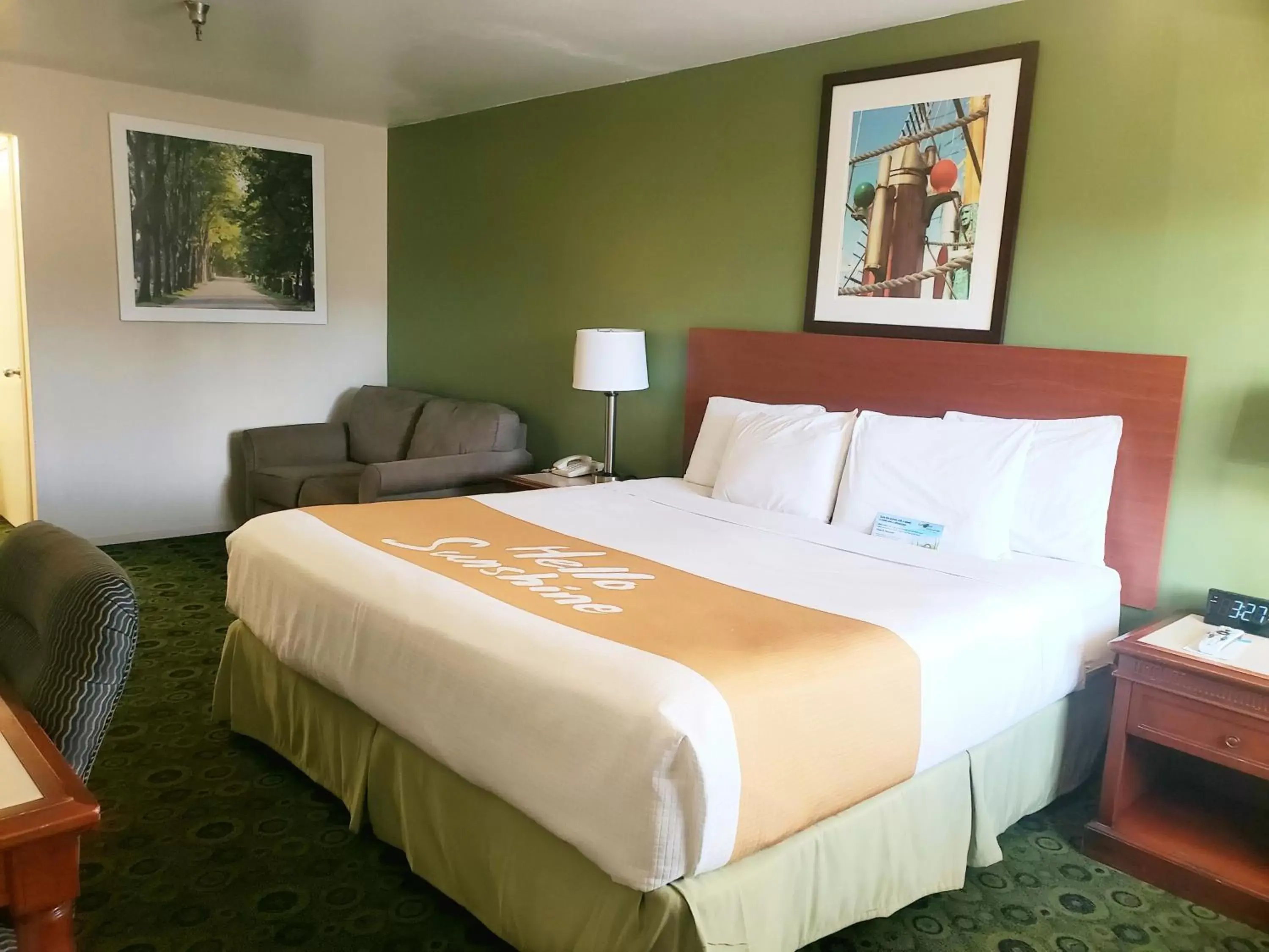 Bed in Days Inn by Wyndham Westley Bed in Days Inn by Wyndham Westley