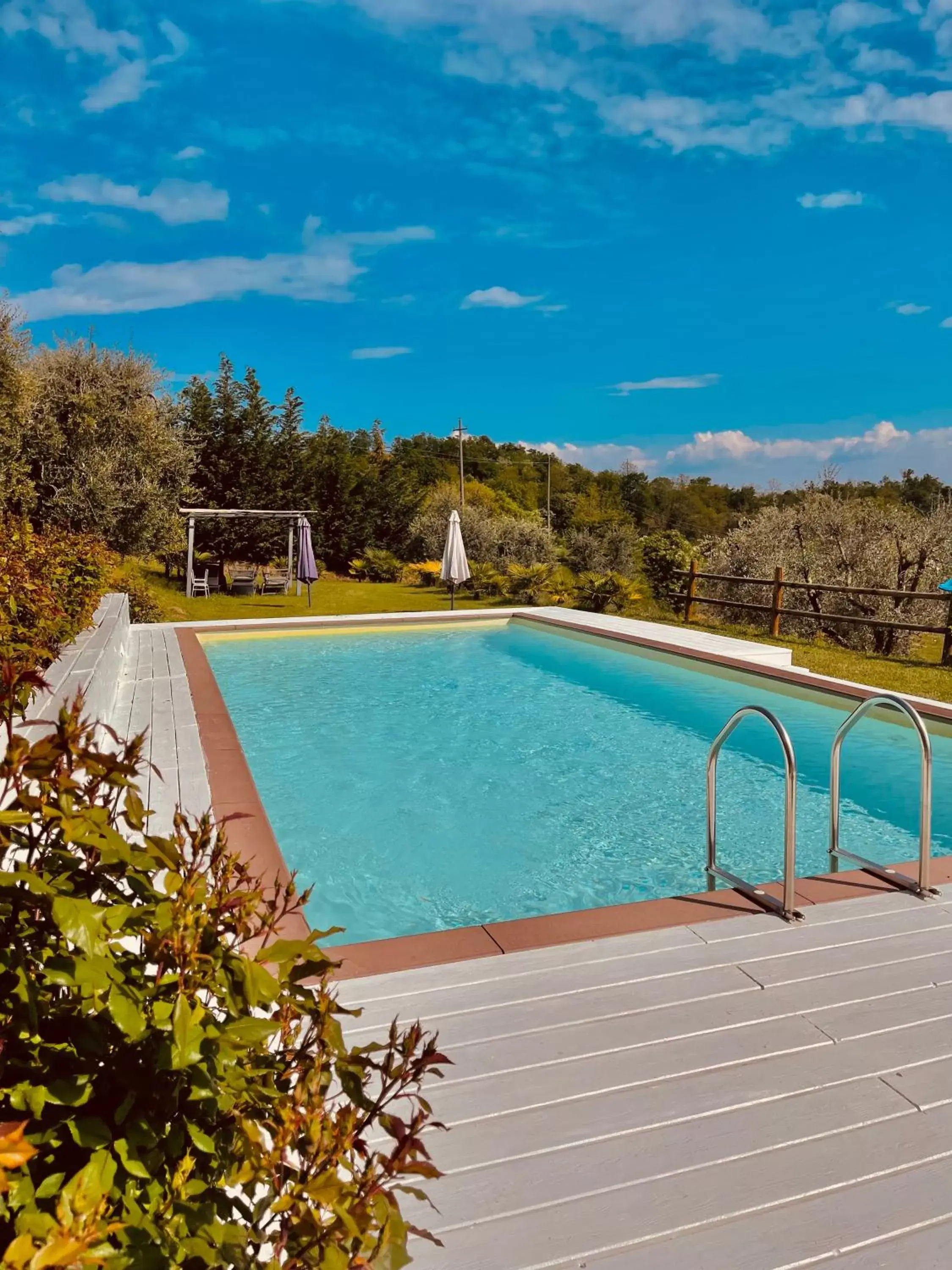 Swimming Pool in B&B Sovenigo