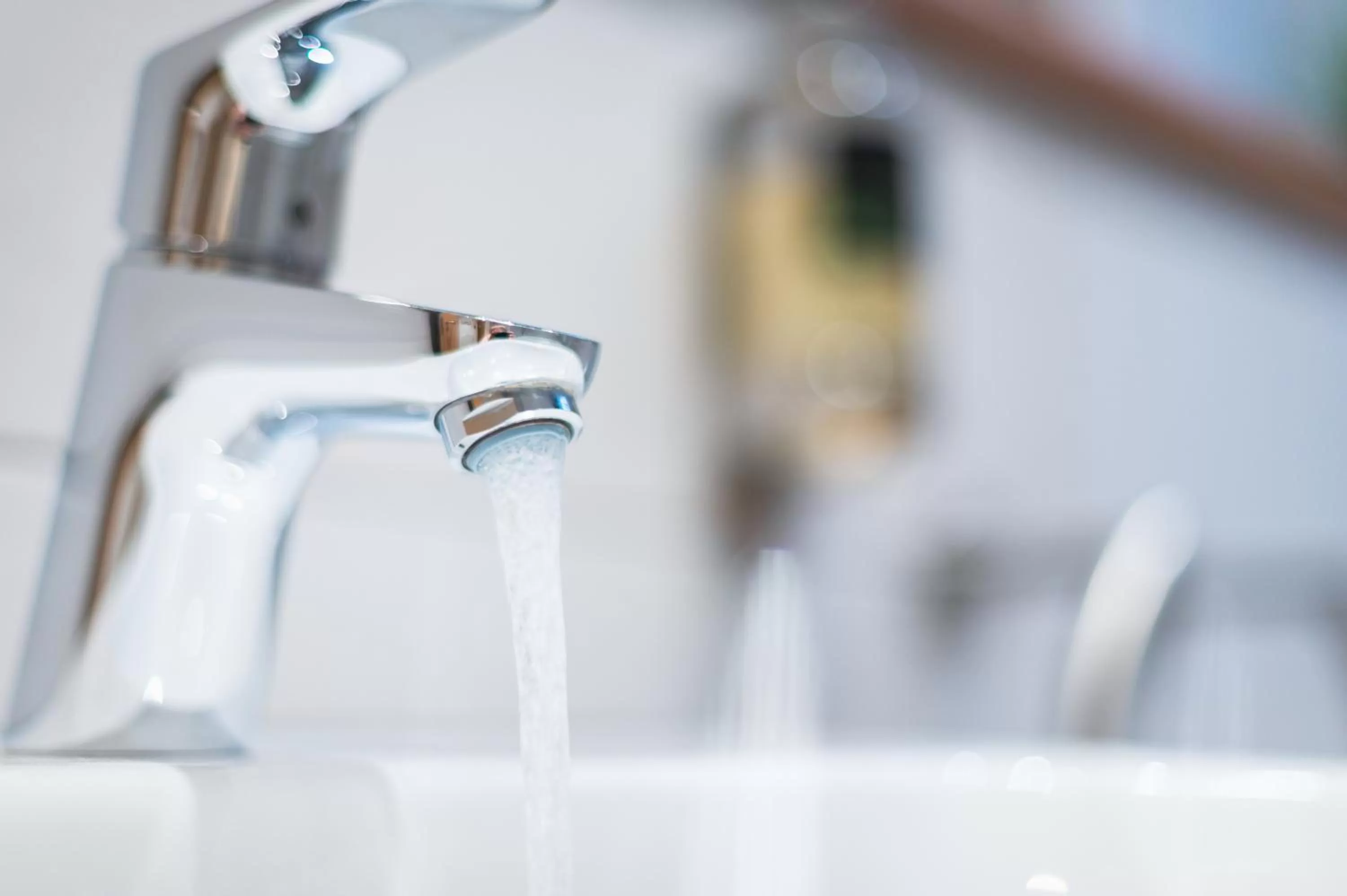 Bathroom in Braid Apartments by Mansley
