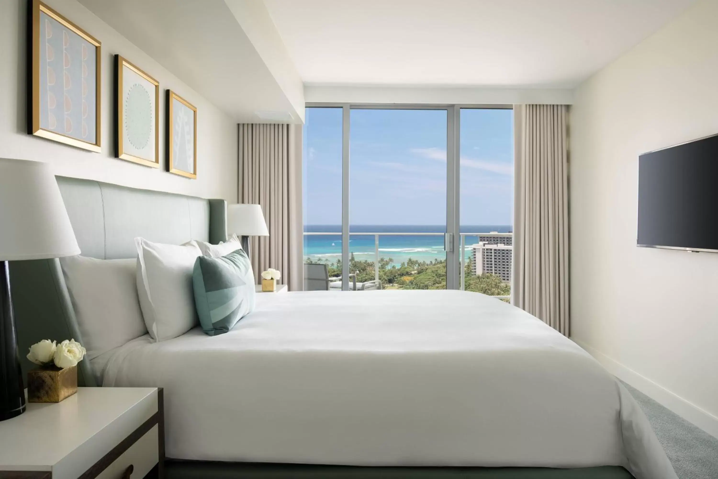 Bedroom in The Ritz-Carlton Residences, Waikiki Beach Hotel