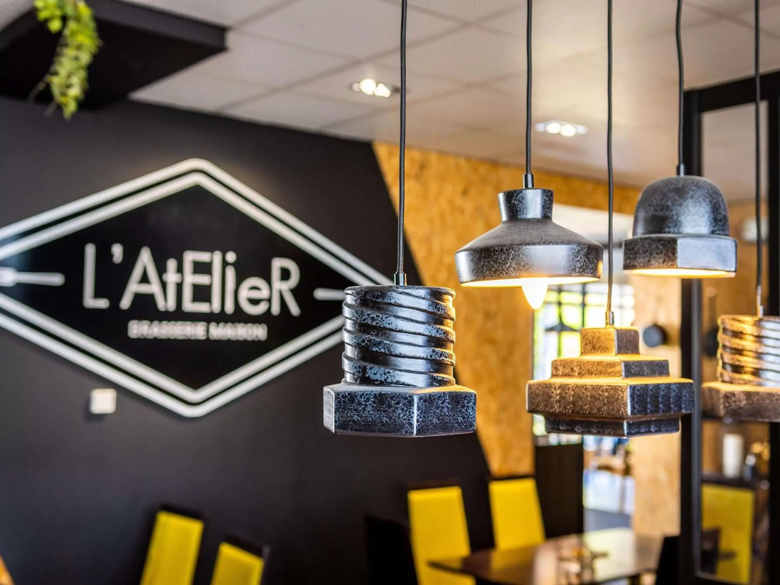 Restaurant/places to eat in Novotel Mulhouse Bâle Fribourg