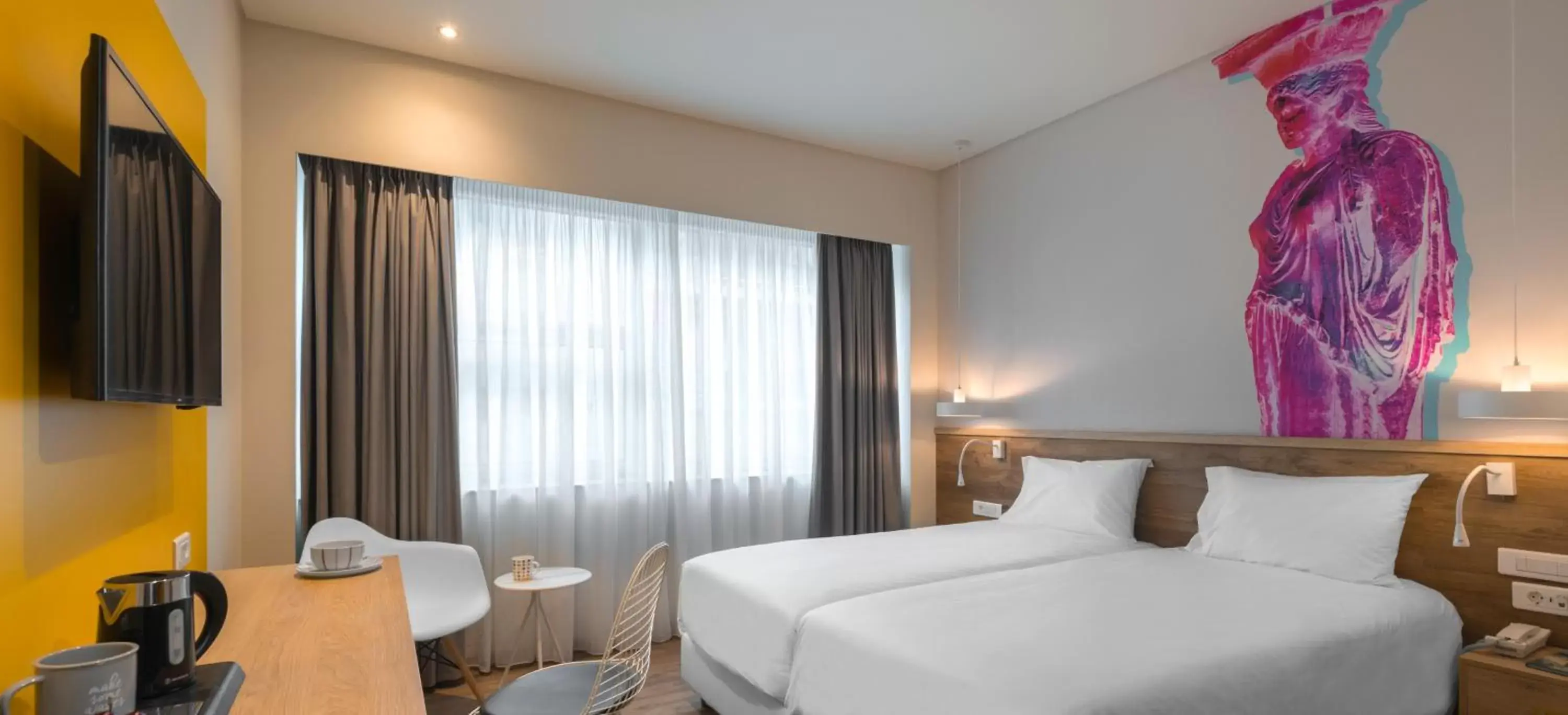 Photo of the whole room, Bed in ibis Styles Athens Routes