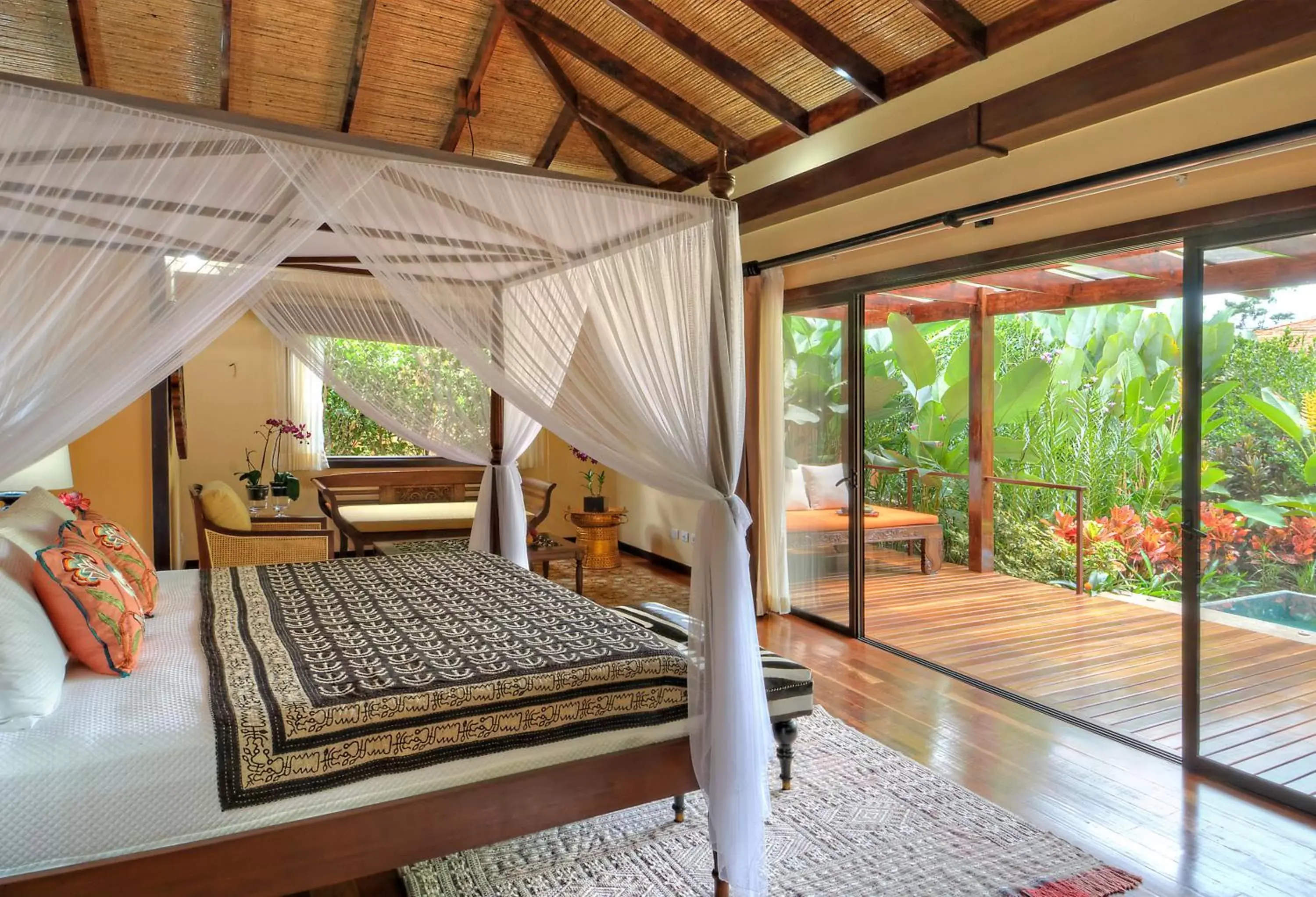 Bed in Nayara Springs - Adults Only