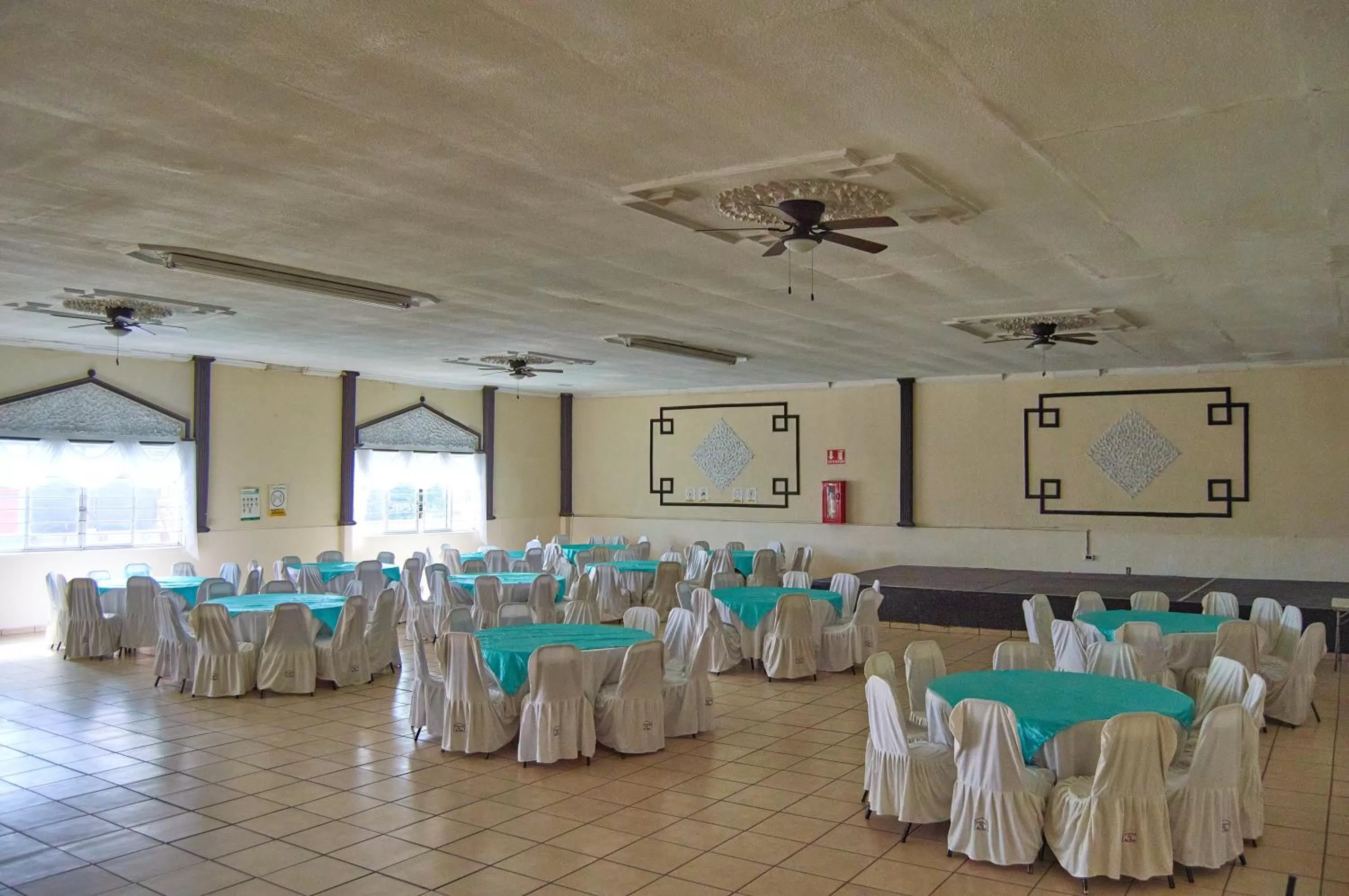 Meeting/conference room in Hotel del Alba Inn & Suites