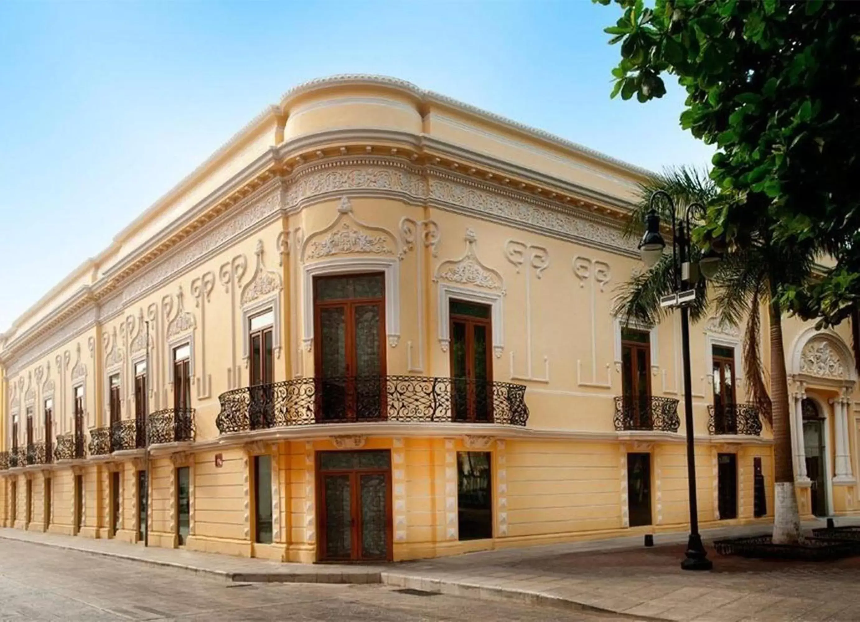 Property building in Mansión Mérida Boutique Hotel - Restaurant