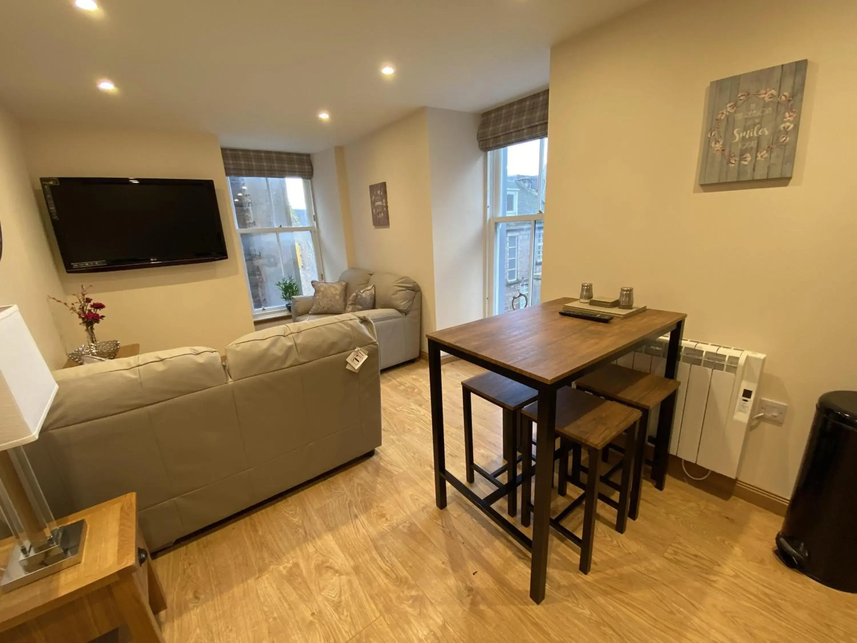 Bedroom in Waverley Inn Holiday Apartments Bedroom in Waverley Inn Holiday Apartments