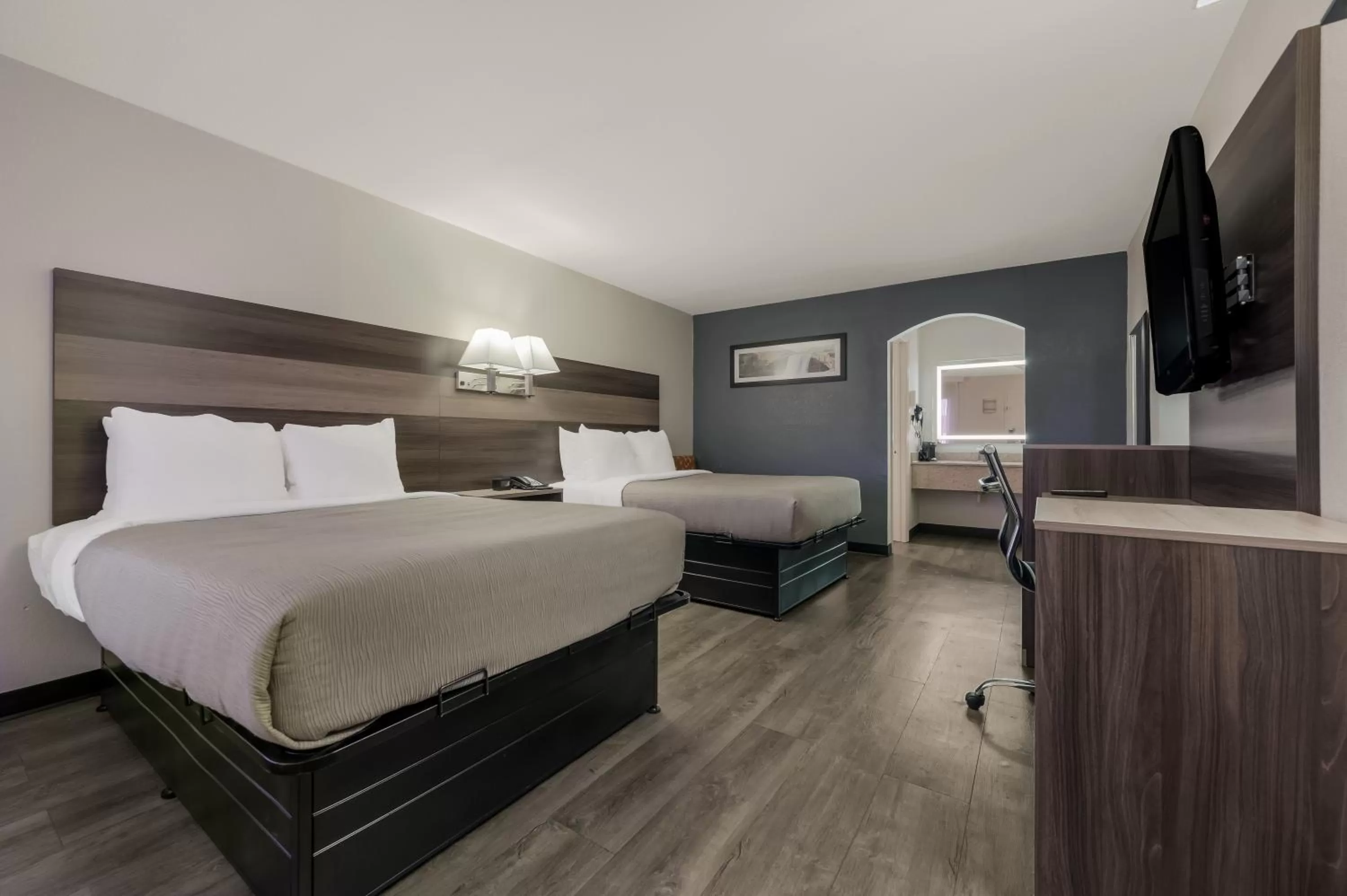 Bed in Quality Inn Gadsden - Attalla