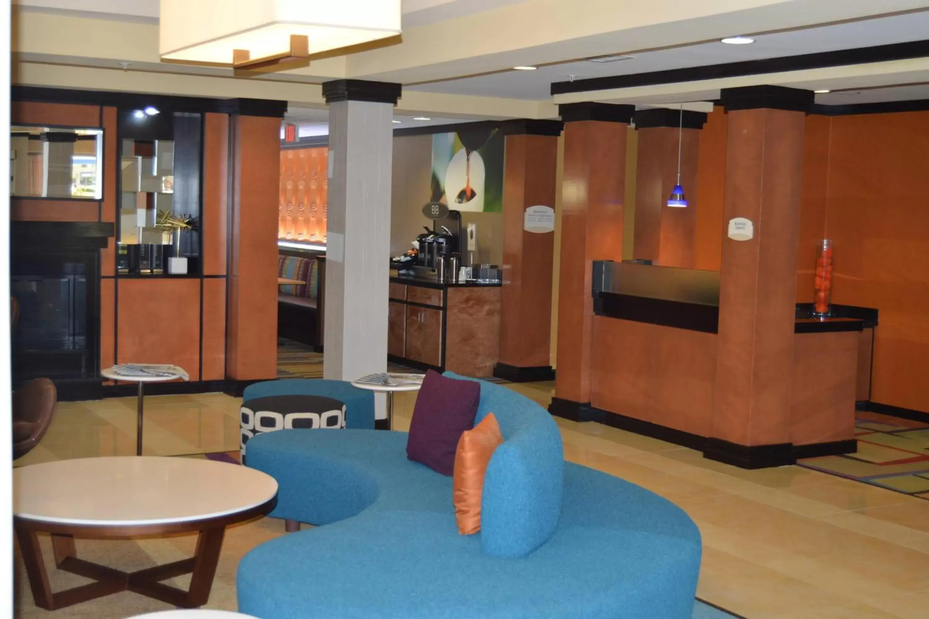 Lobby or reception, Lounge/Bar in Fairfield Inn & Suites Houston Channelview