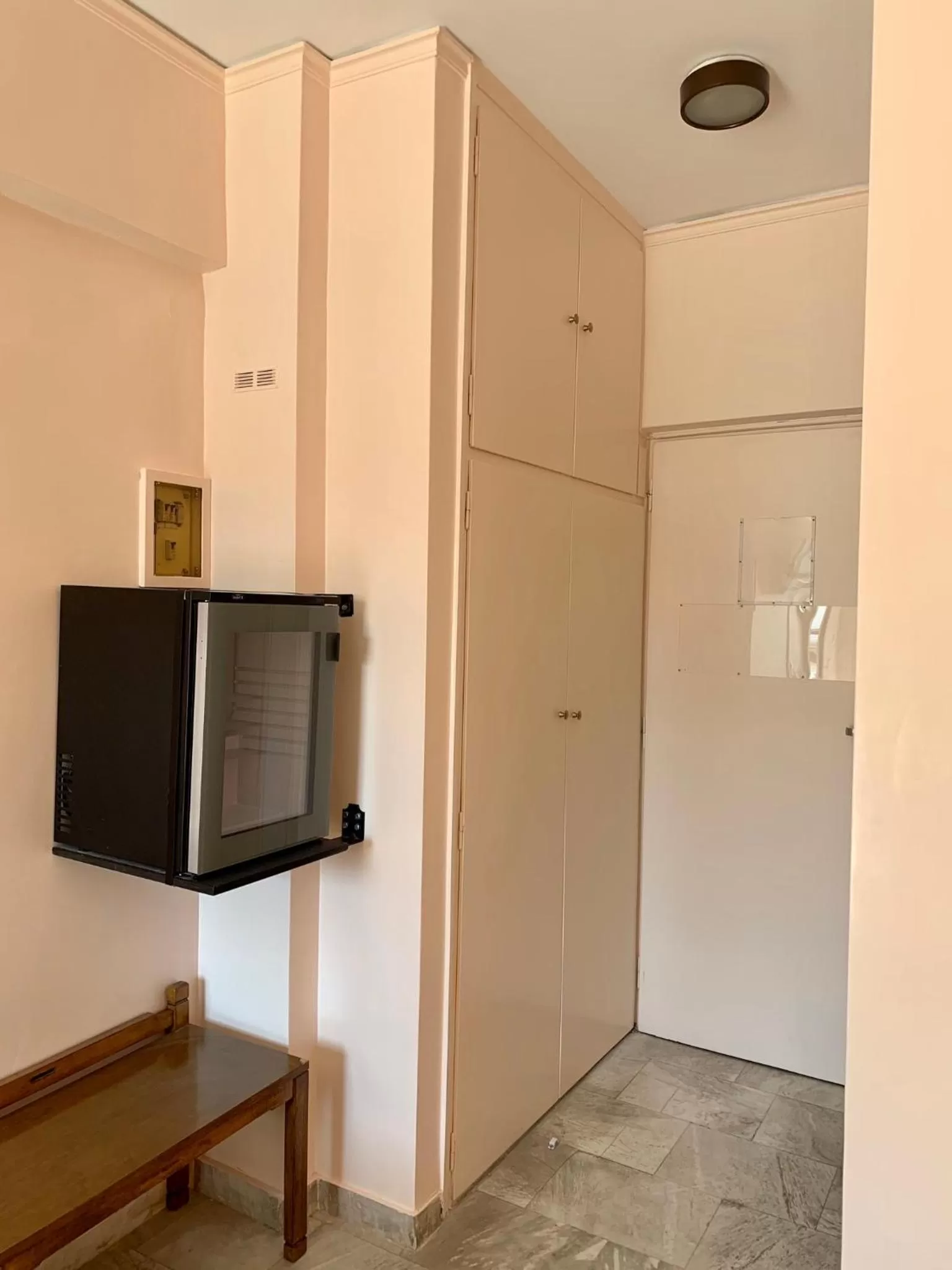 Photo of the whole room in Hotel Cosmos