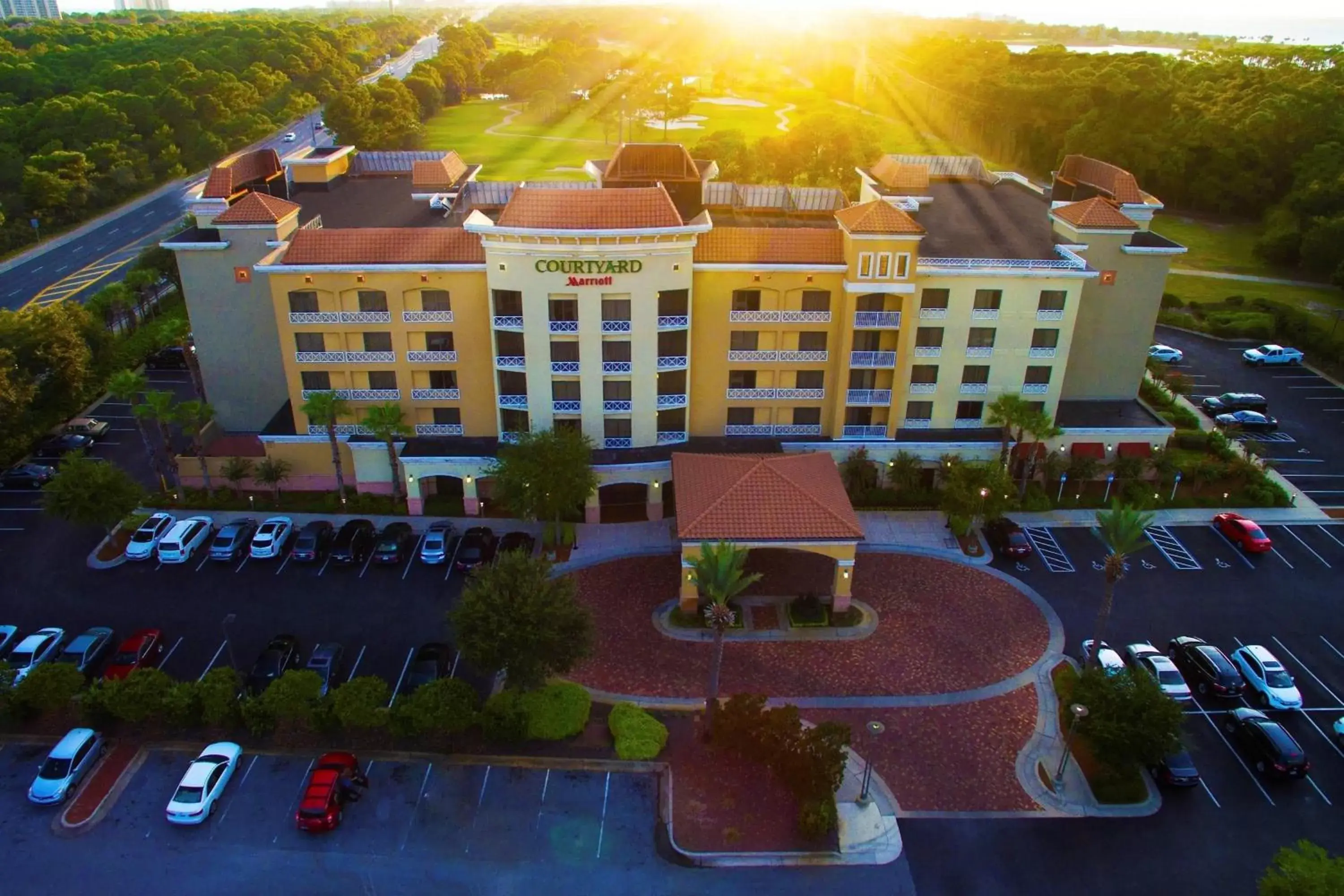 Property building, Bird's-eye View in Courtyard by Marriott Sandestin at Grand Boulevard