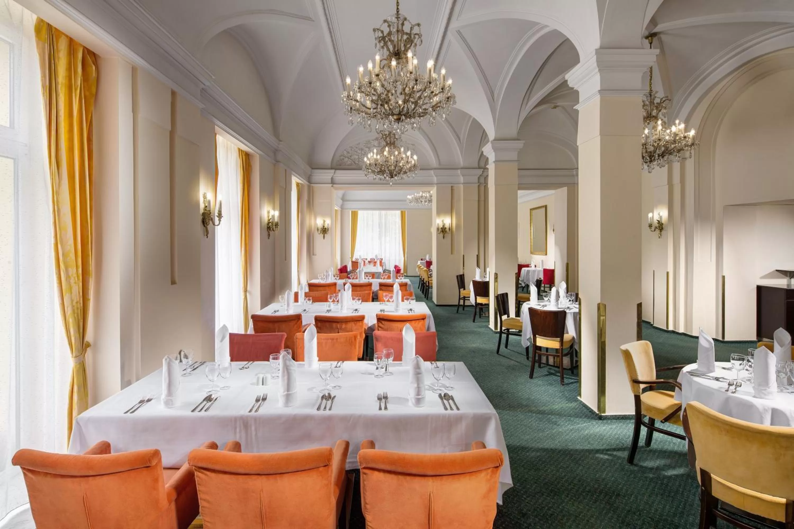 Restaurant/places to eat in Imperial Hotel Ostrava