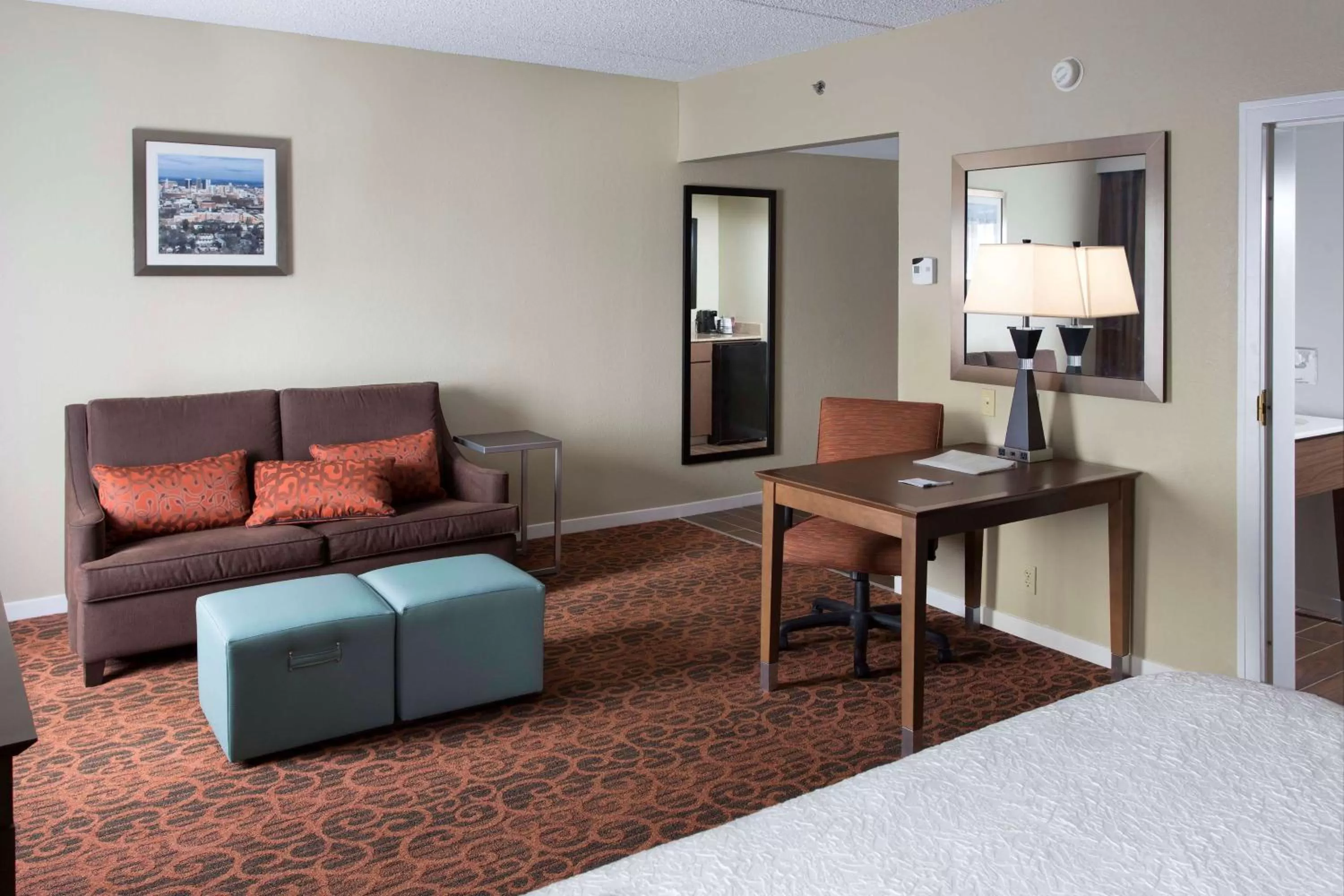 Bed in Hampton Inn Troy