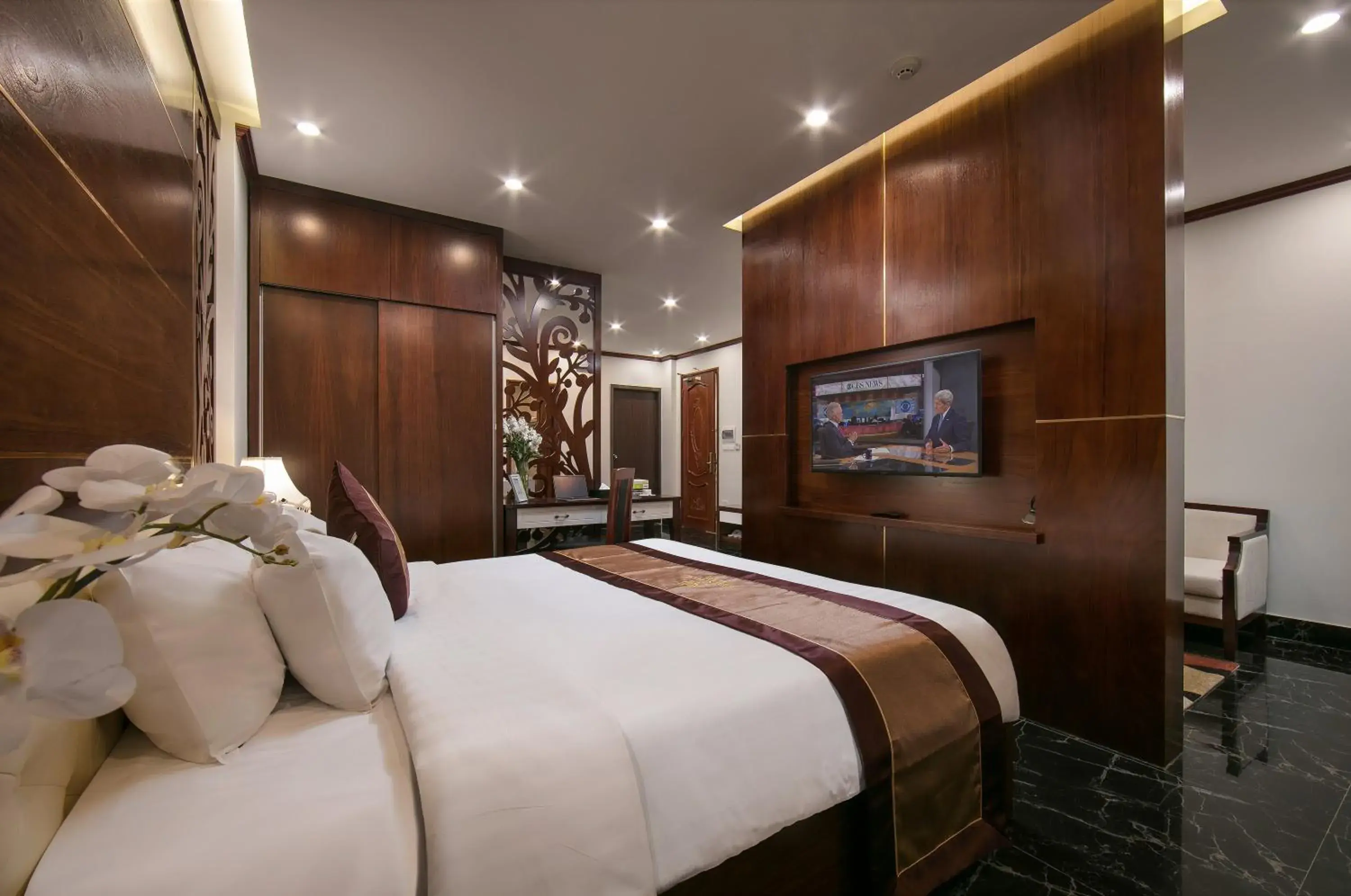 Studio Apartment in Royal St Hanoi Hotel Studio Apartment in Royal St Hanoi Hotel